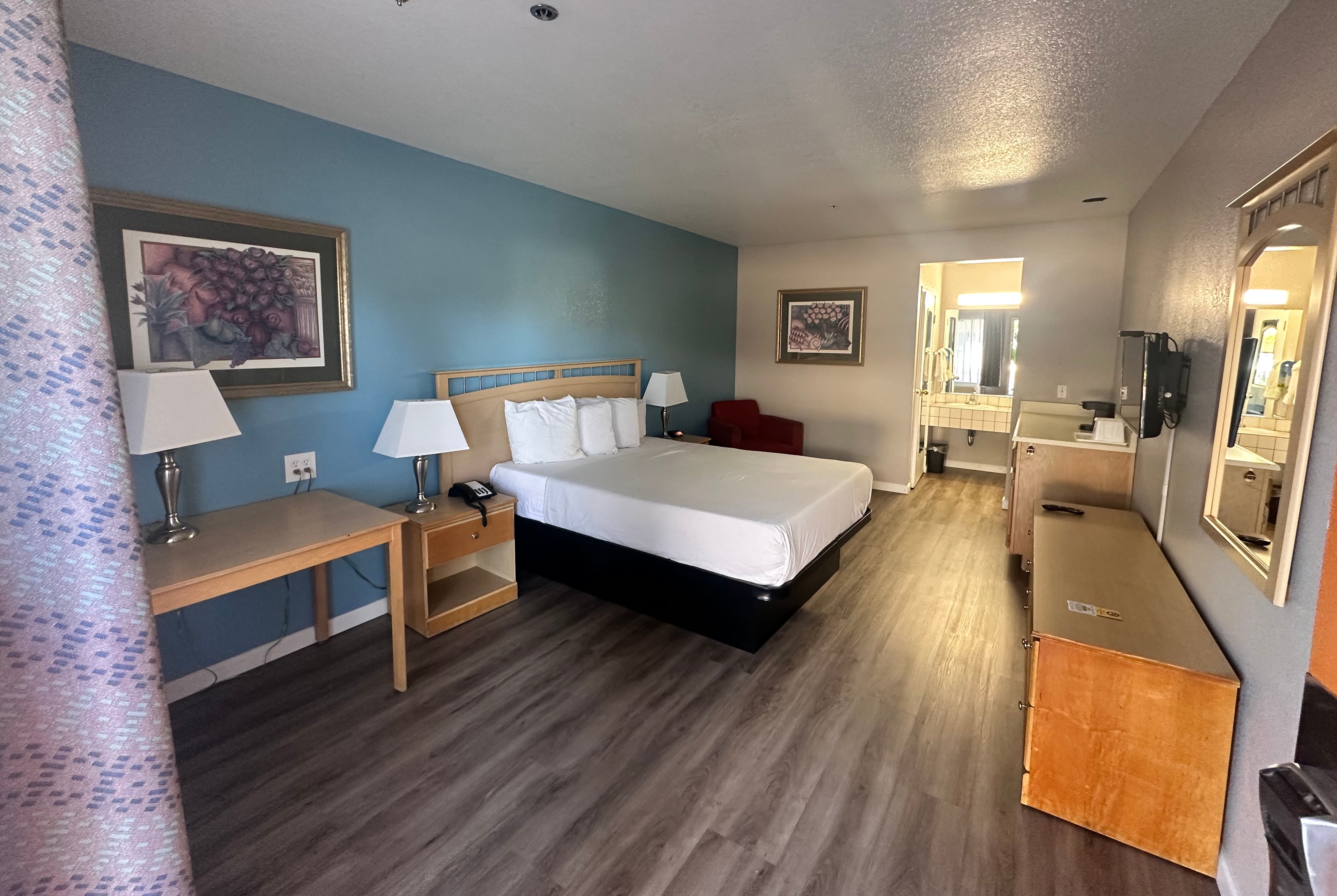 Guest room at the Days Inn by Wyndham Rocklin/Sacramento in Rocklin, California