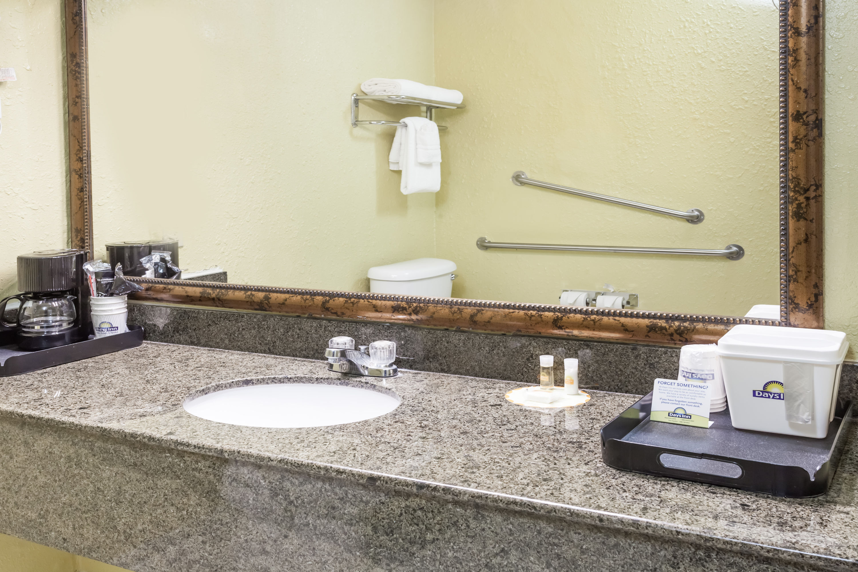 Days Inn By Wyndham San Bernardino Redlands San