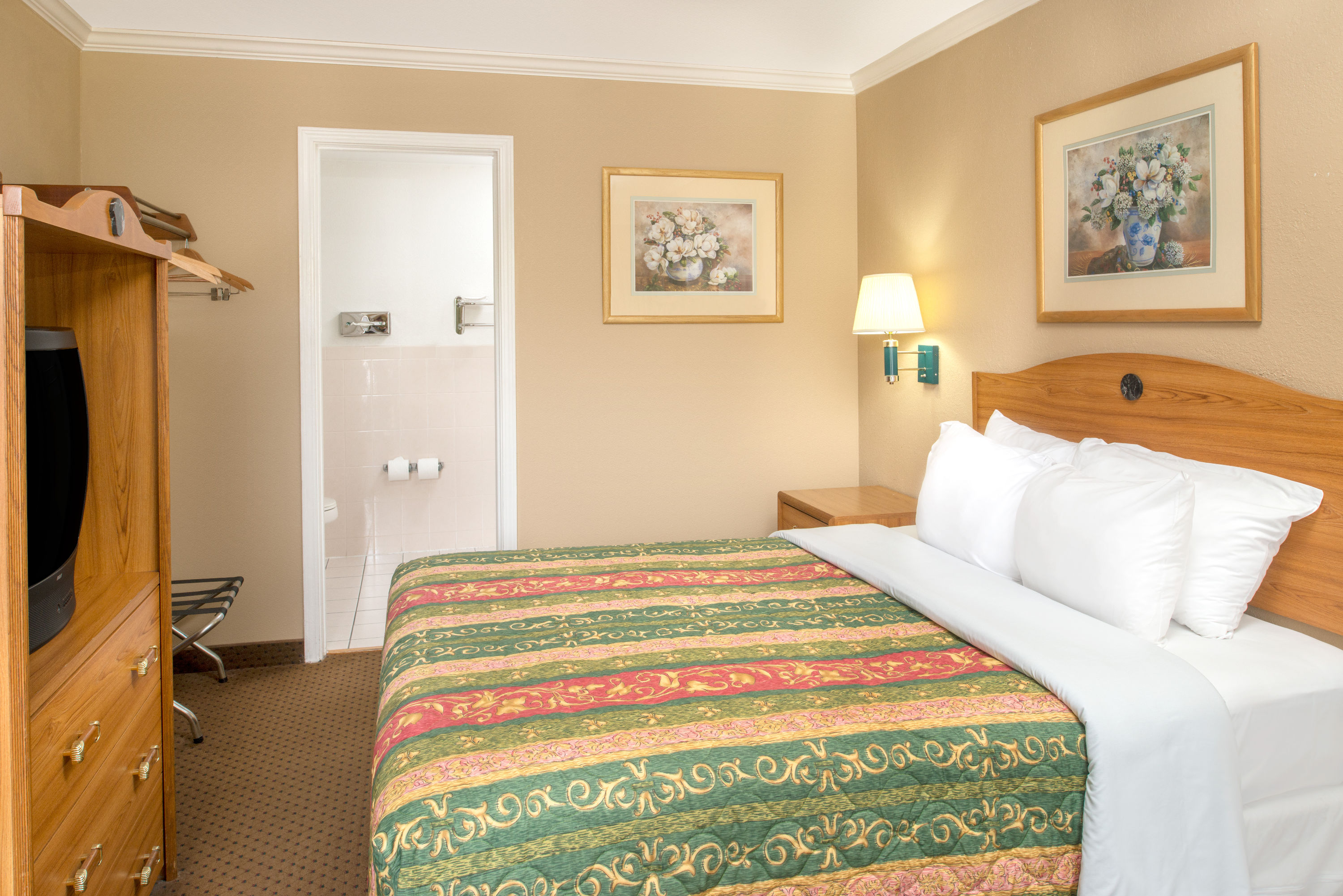 Days Inn by Wyndham San Francisco Downtown/Civic Cntr Area ...