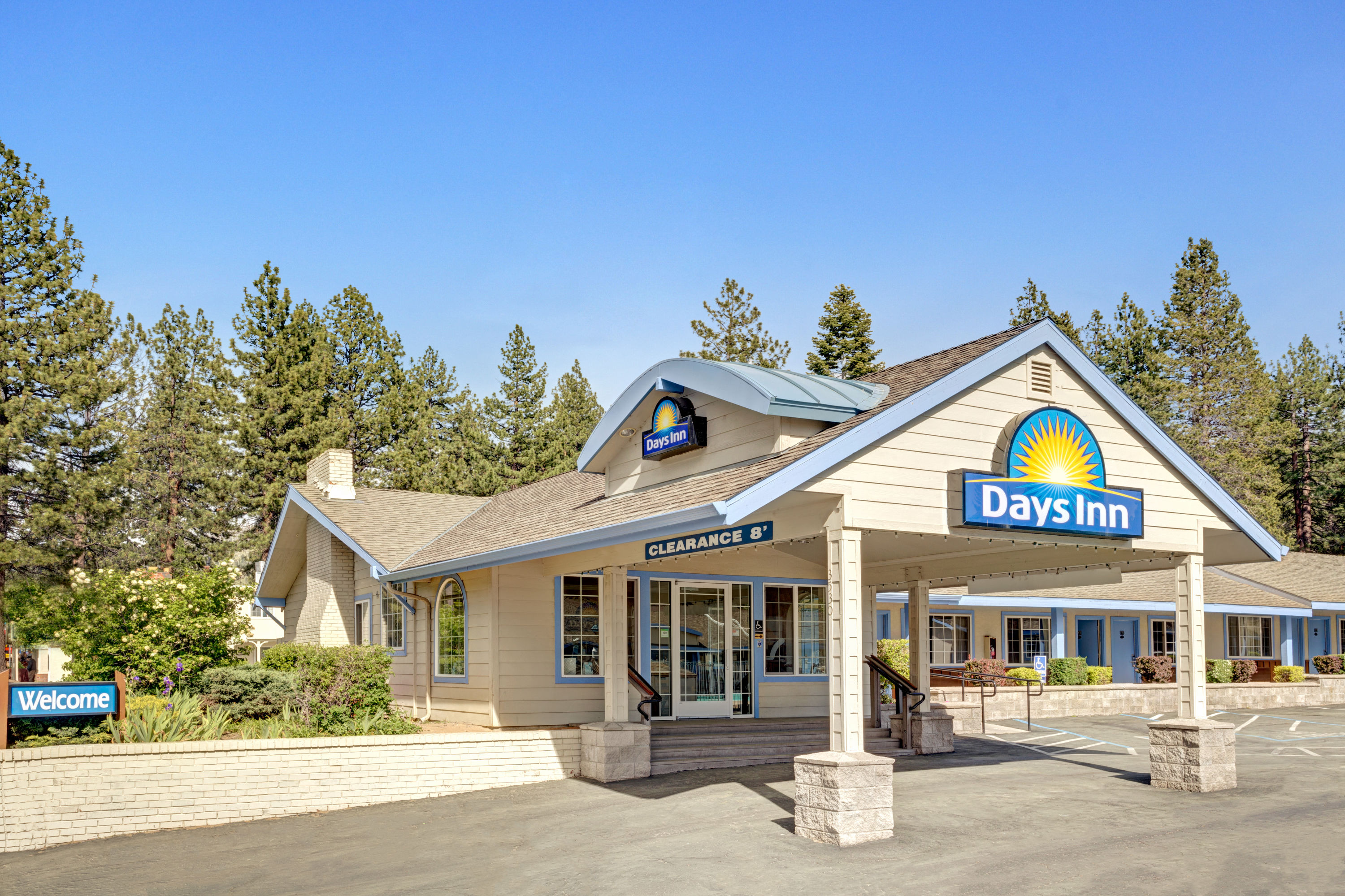 Days Inn By Wyndham South Lake Tahoe South Lake Tahoe Ca Hotels