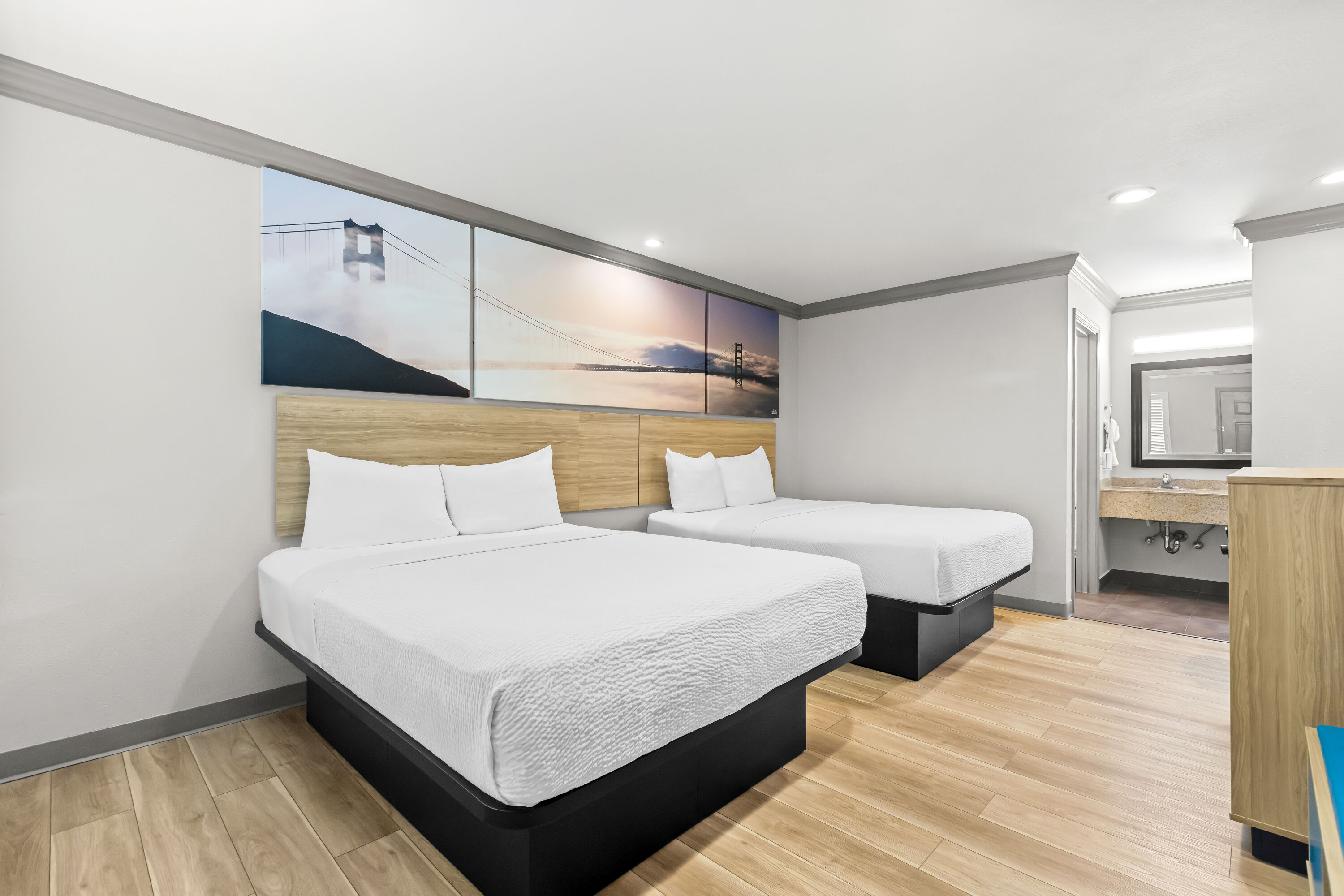 Double bed guest room at the Days Inn by Wyndham San Francisco S/Oyster Point Airport in South San Francisco, California