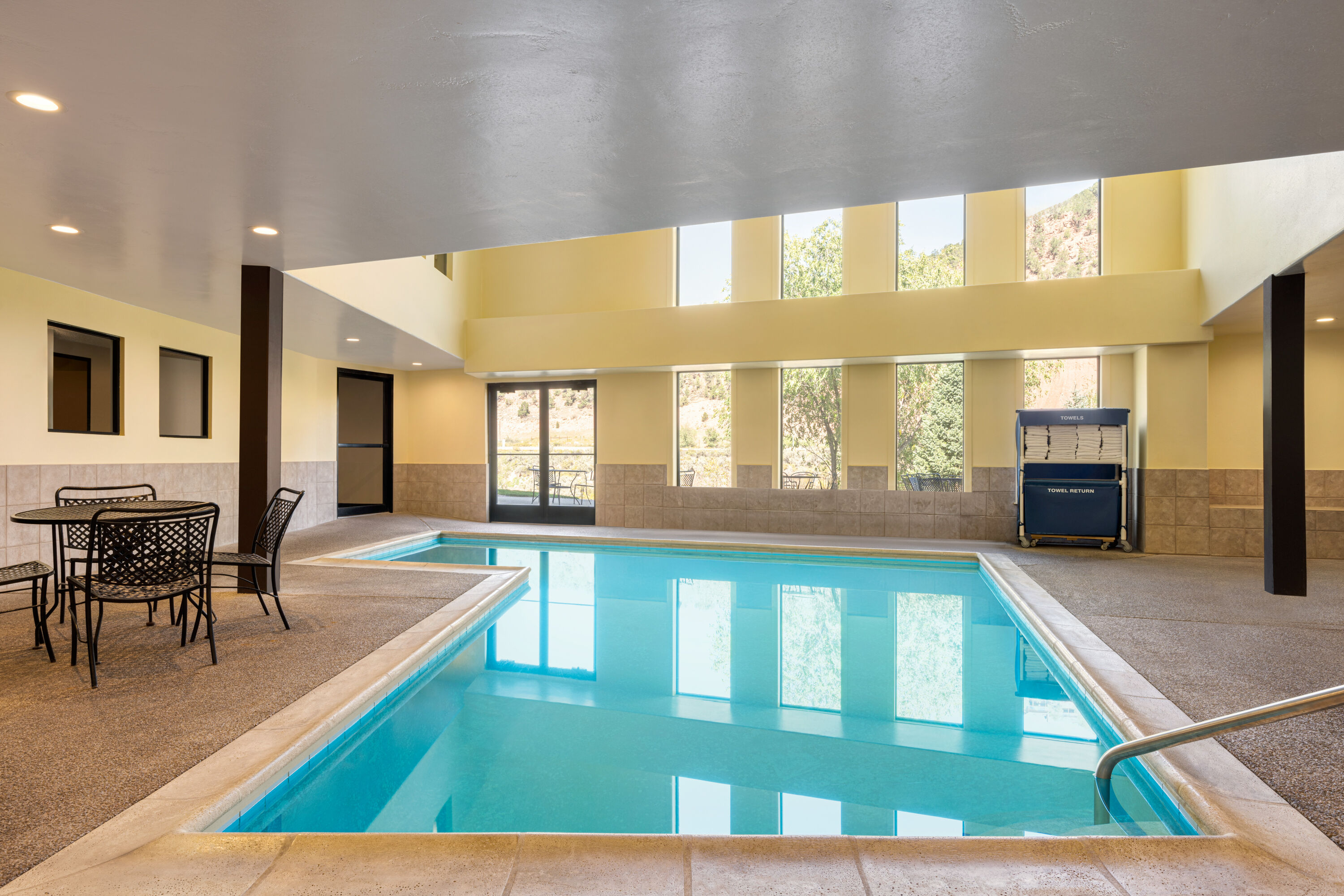 Indoor pool at the Days Inn by Wyndham Carbondale in Carbondale, Colorado