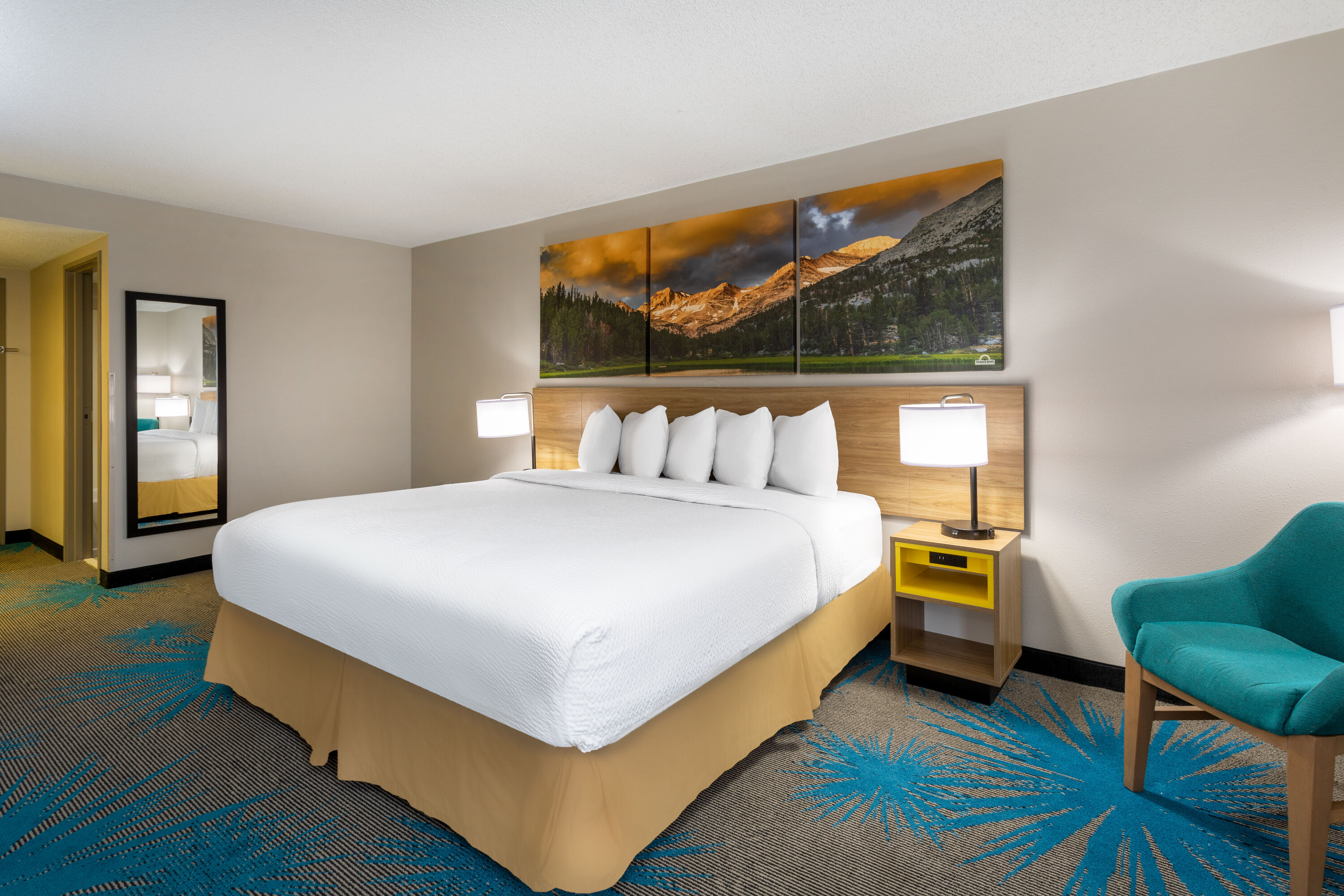 Days Inn & Suites By Wyndham Denver International Airport Days Inn & Suites by Wyndham Denver International Airport | Denver, CO
