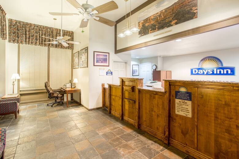 Days Inn Grand Junction hotel lobby in Grand Junction, Colorado