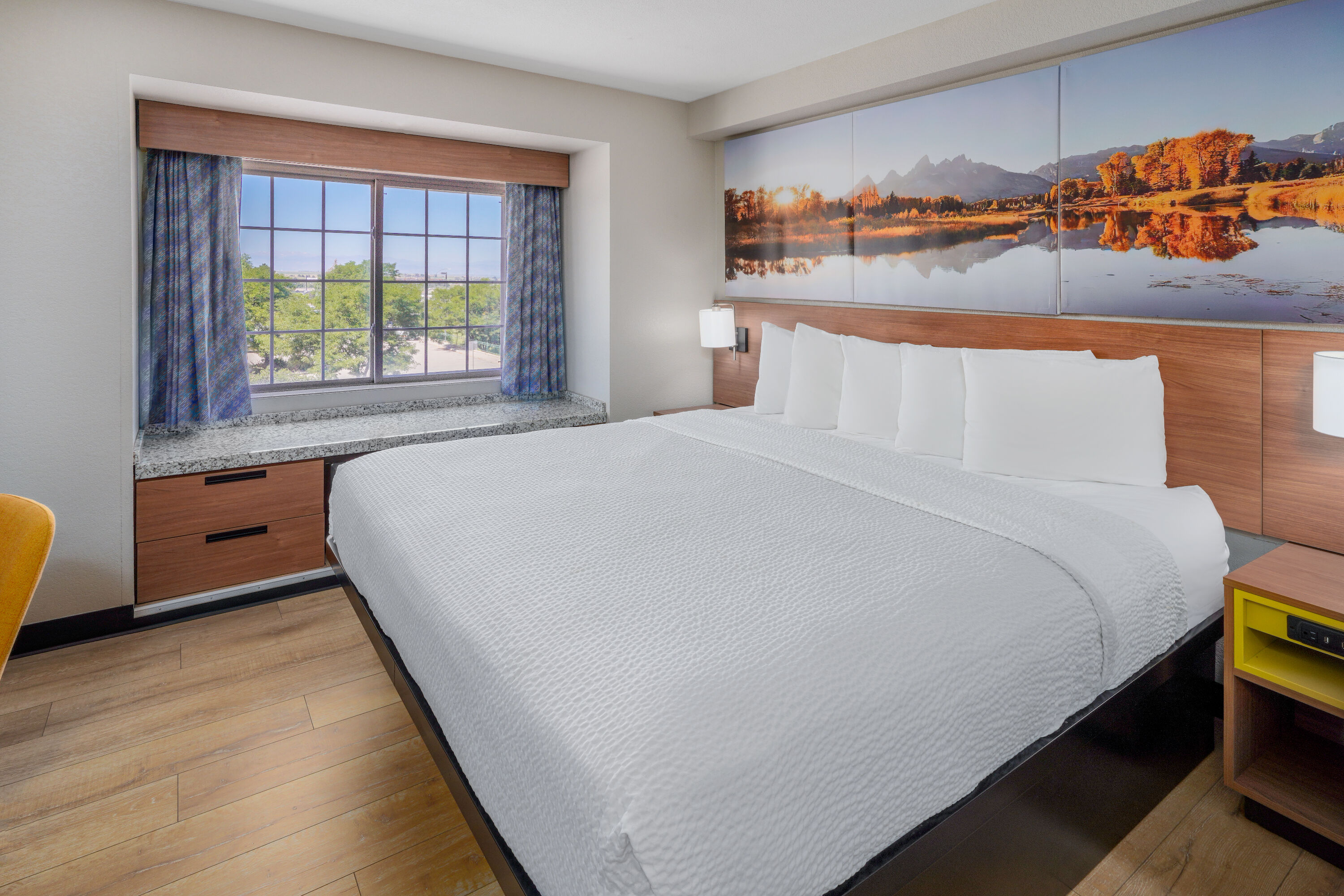 Days Inn & Suites by Wyndham Greeley suite in Greeley, Colorado