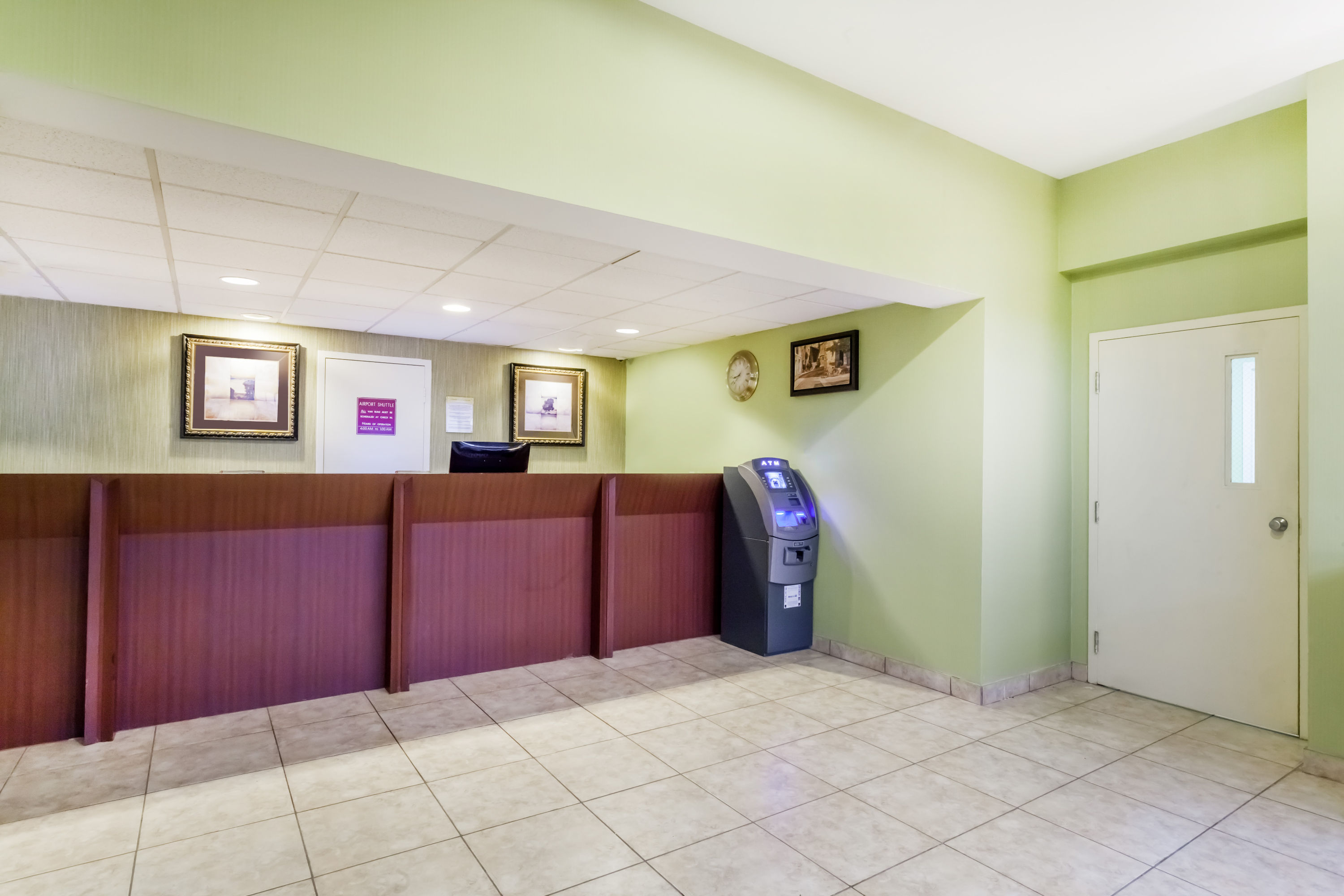 Days Inn by Wyndham Windsor  Locks  Bradley Intl Airport 