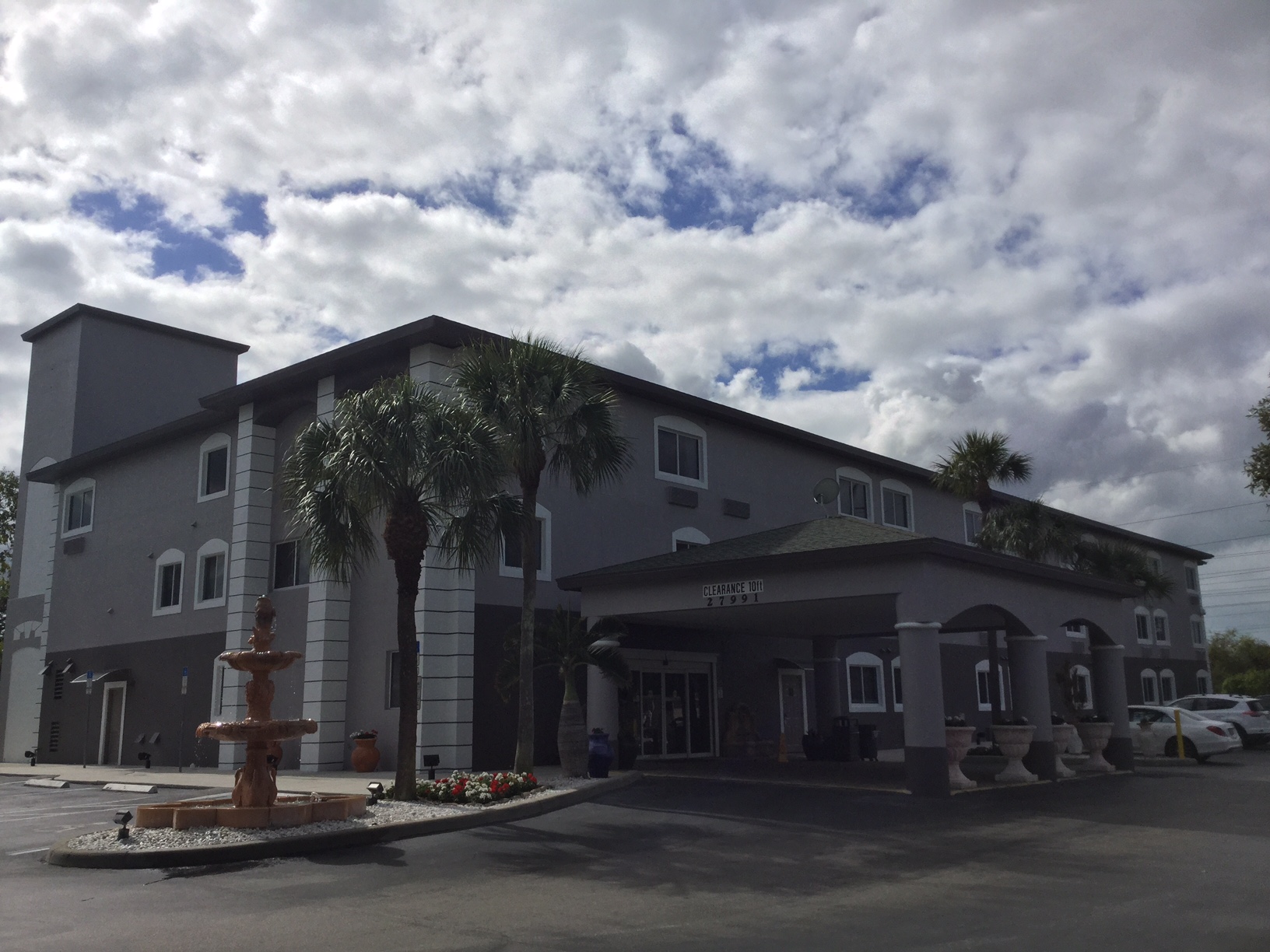 Days Inn Amp Suites By Wyndham Bonita Springs North Naples