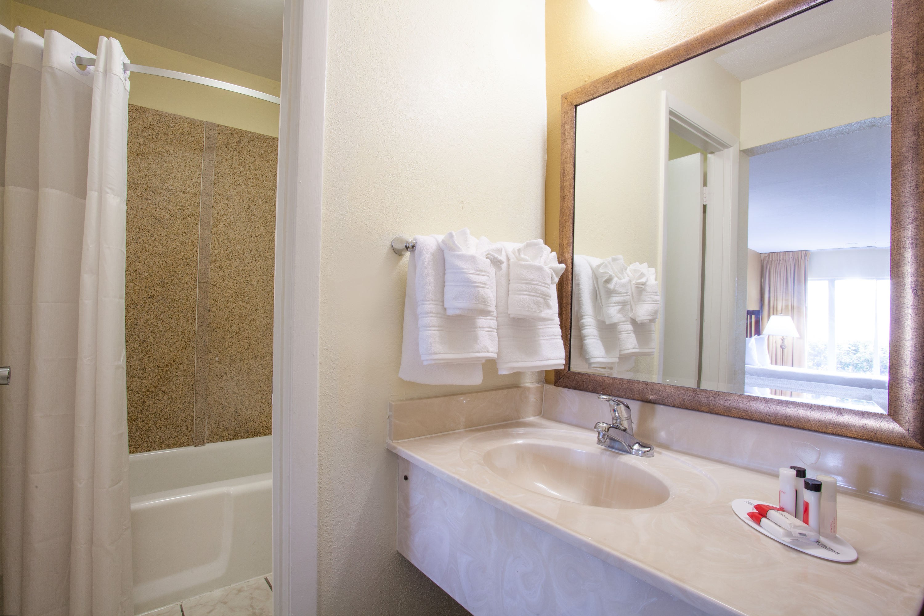 Days Inn by Wyndham Daytona Beach Speedway | Daytona Beach ...