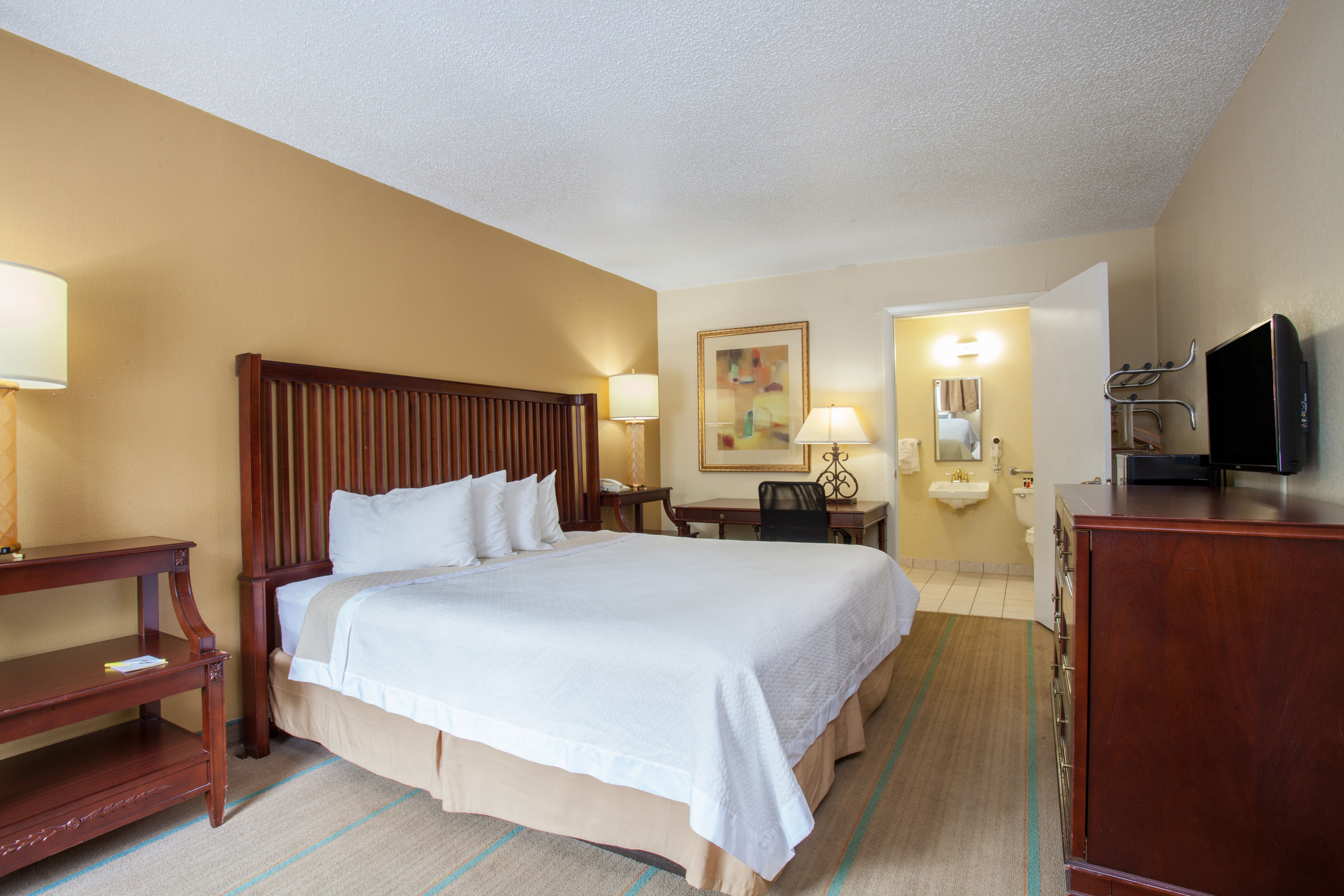 Days Inn By Wyndham Daytona Beach Speedway Daytona Beach