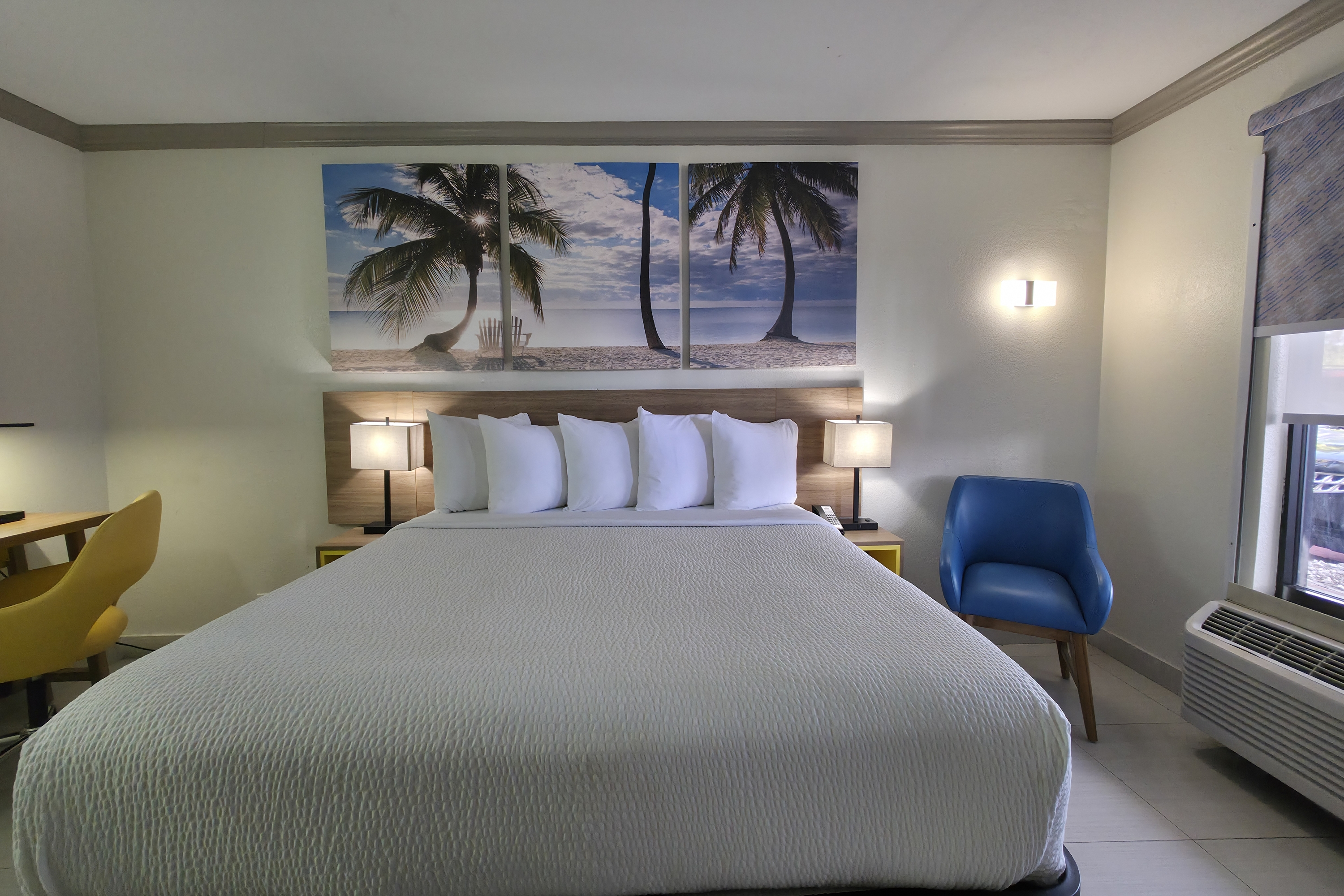 Guest room at the Days Inn by Wyndham Florida City in Florida City, Florida