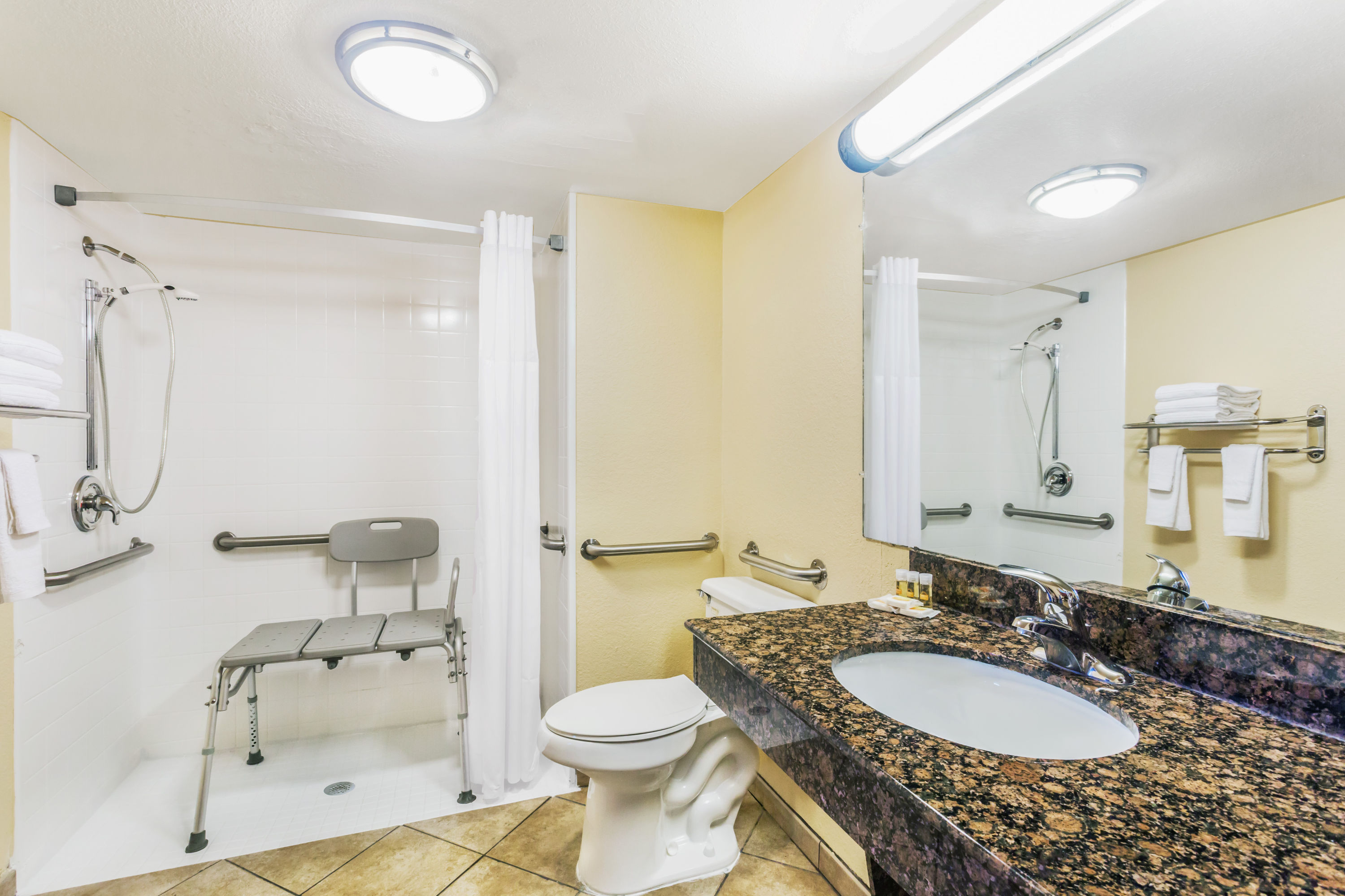 Days Inn By Wyndham Fort Lauderdale-oakland Park Airport N www.wyndhamhotels.com