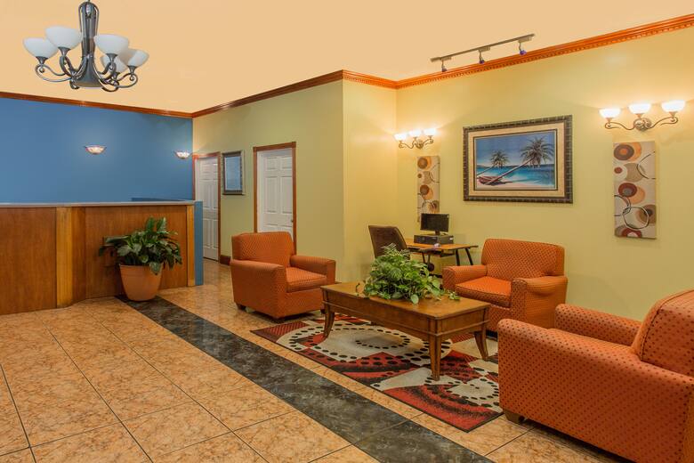 Days Inn Fort Myers hotel lobby in Fort Myers, Florida