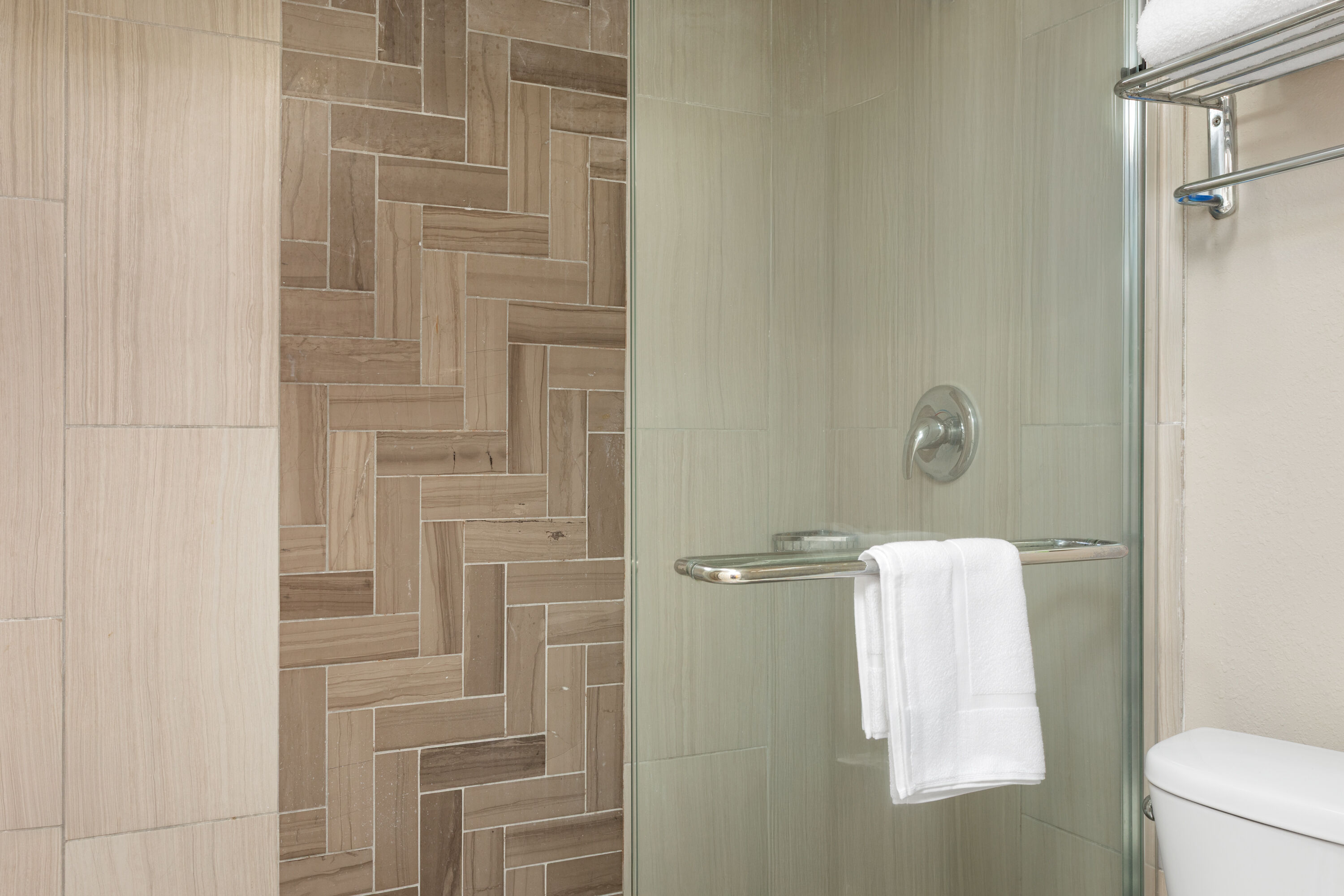 Guest room bath at the Days Inn by Wyndham Fort Myers Springs Resort in Fort Myers, Florida