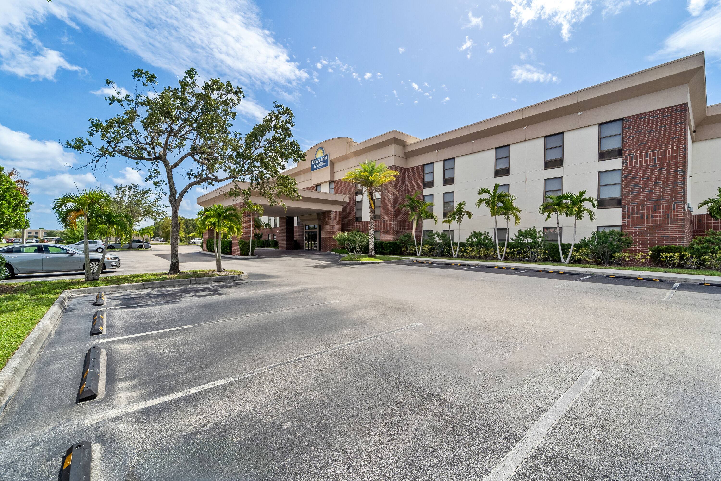 Days Inn venue photograph.