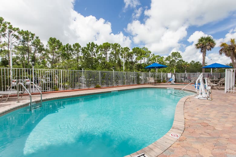 Days Inn Suites By Wyndham Fort Pierce I 95 Ft Hotels Fl Pool At The Days Inn Suites By Wyndham Fort Pierce I 95 In Ft