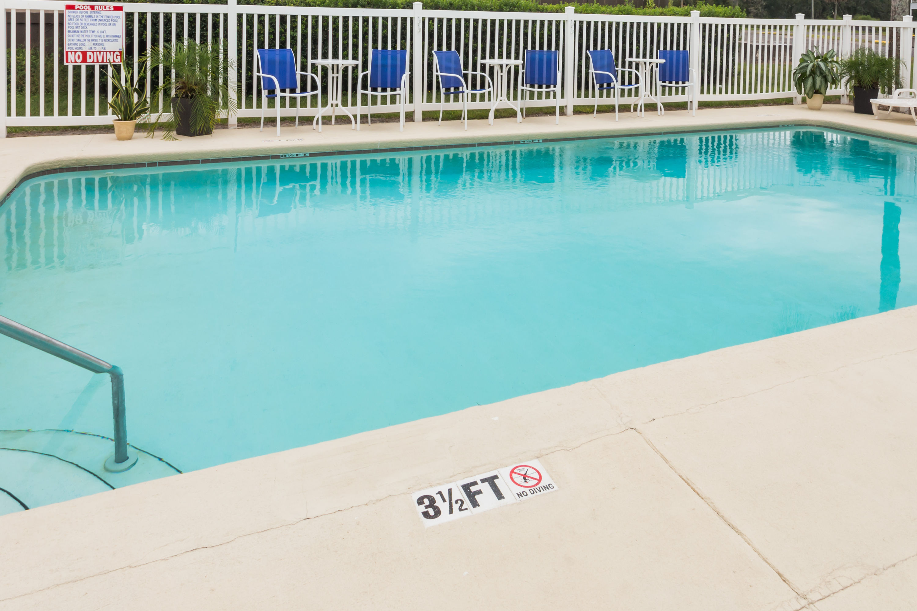 Pool at the Days Inn by Wyndham Madison in Madison, Florida