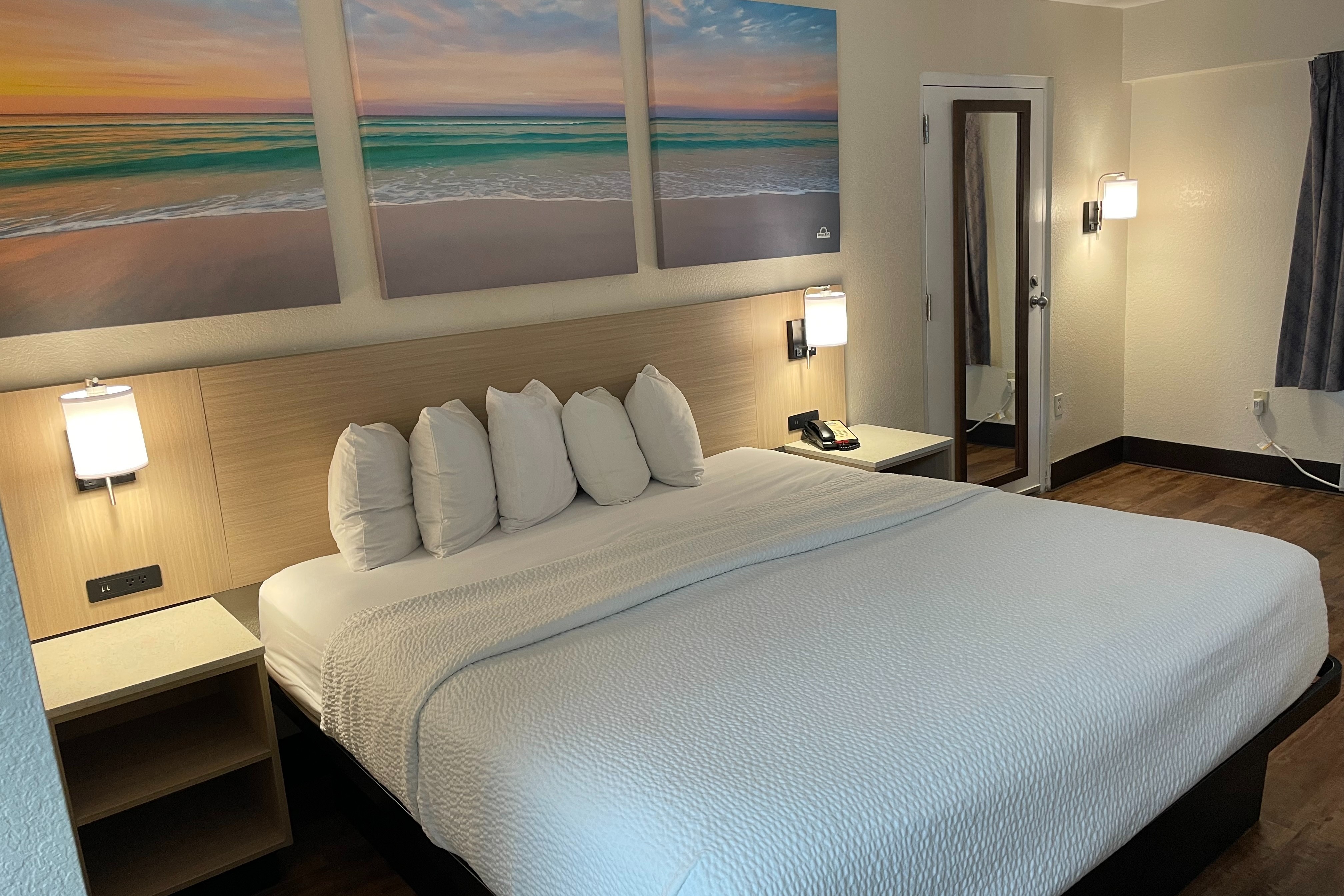 Guest room at the Days Inn & Suites by Wyndham Navarre - near Beaches/Hurlburt in Navarre, Florida