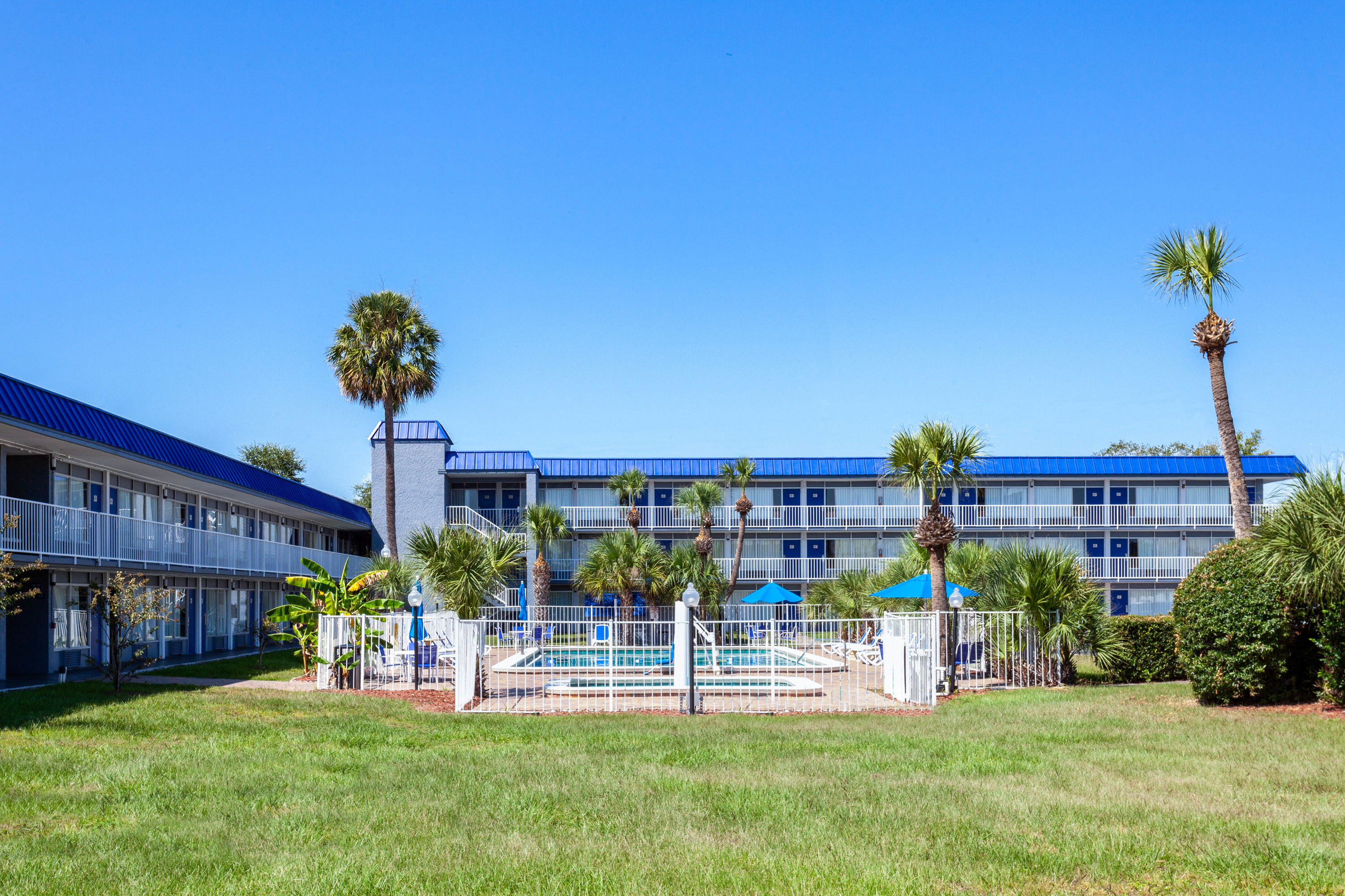 Days Inn By Wyndham Orlando Downtown Orlando Fl Hotels