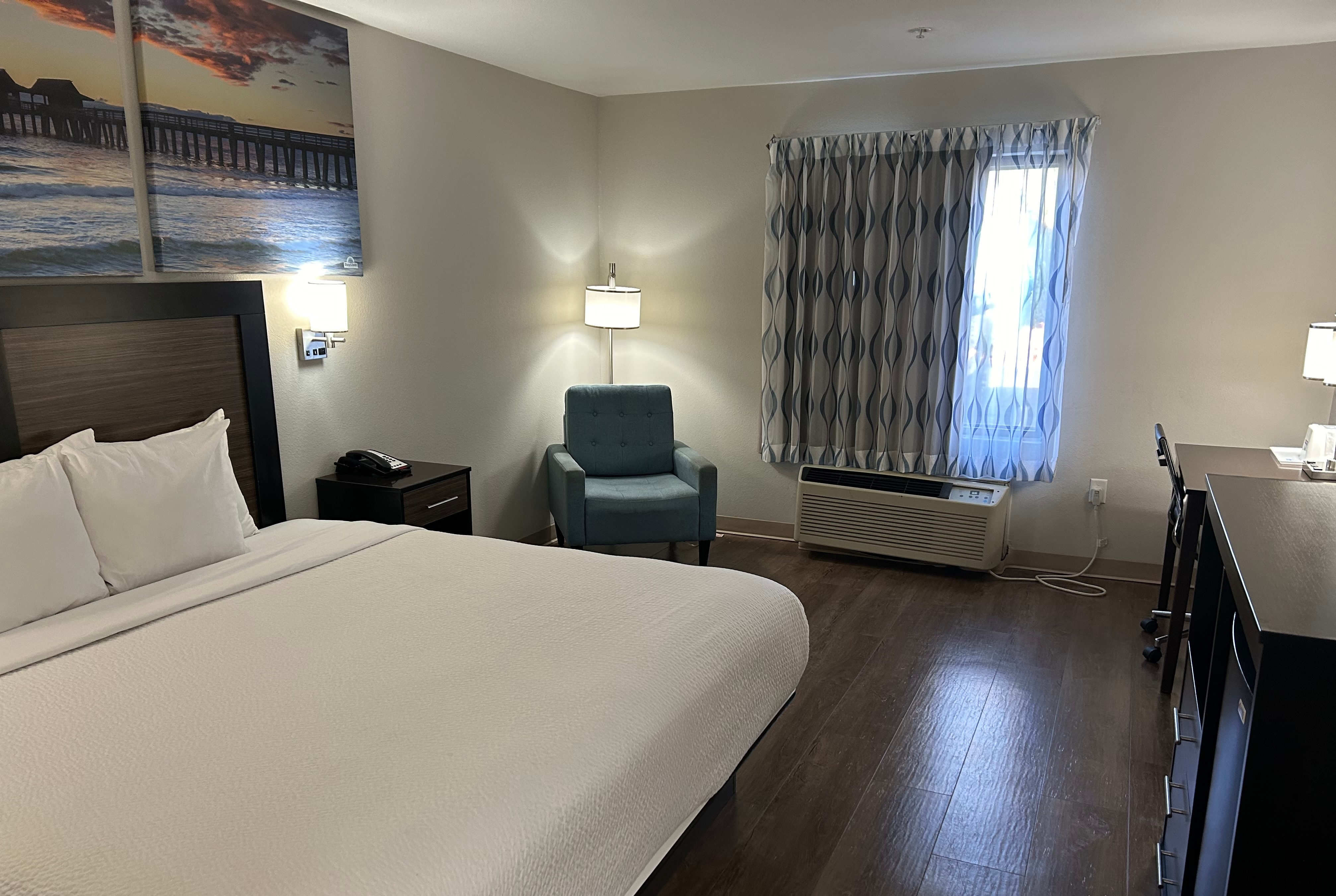 Guest room at the Days Inn by Wyndham Panama City/Callaway in Panama City, Florida