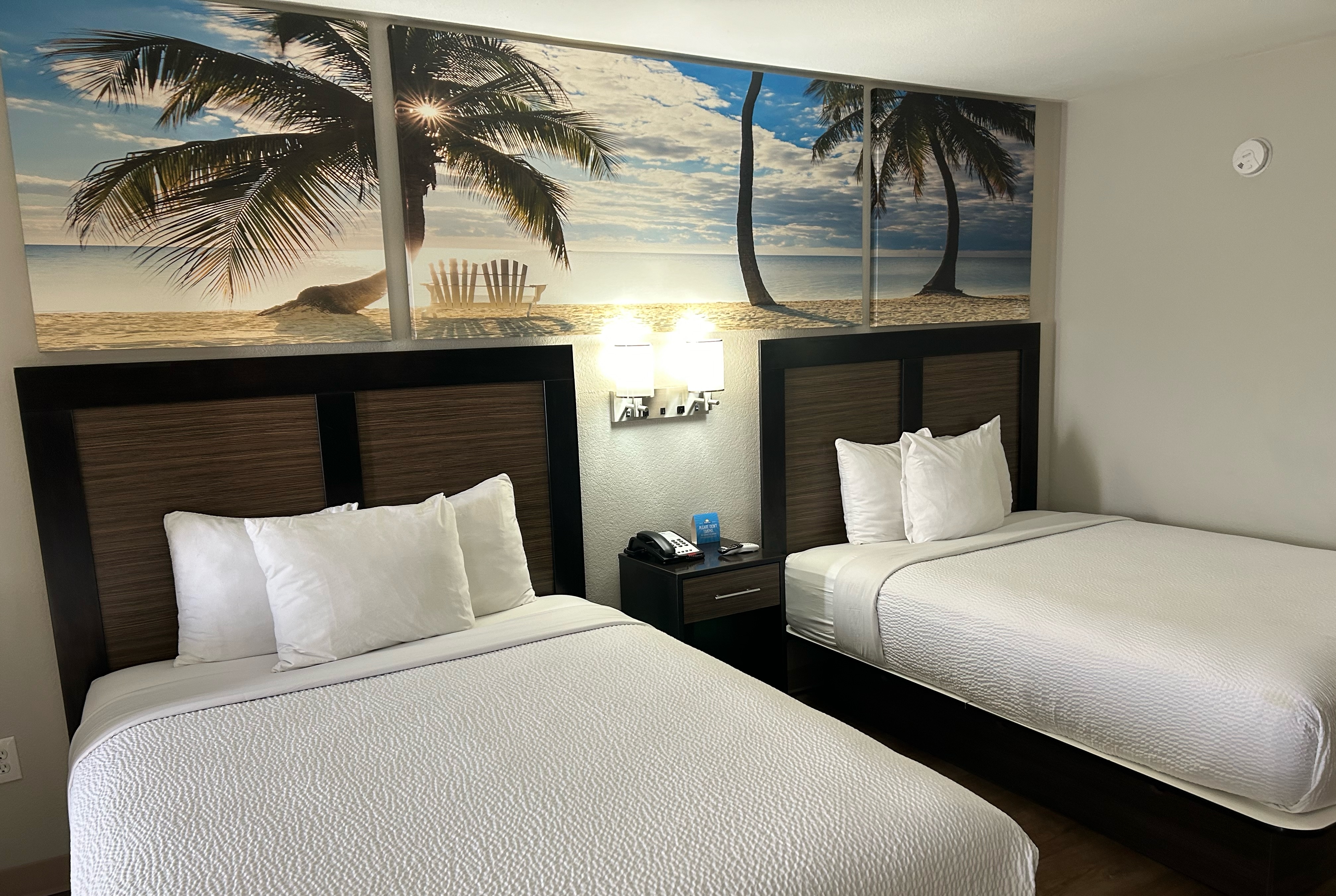 Guest room at the Days Inn by Wyndham Panama City/Callaway in Panama City, Florida