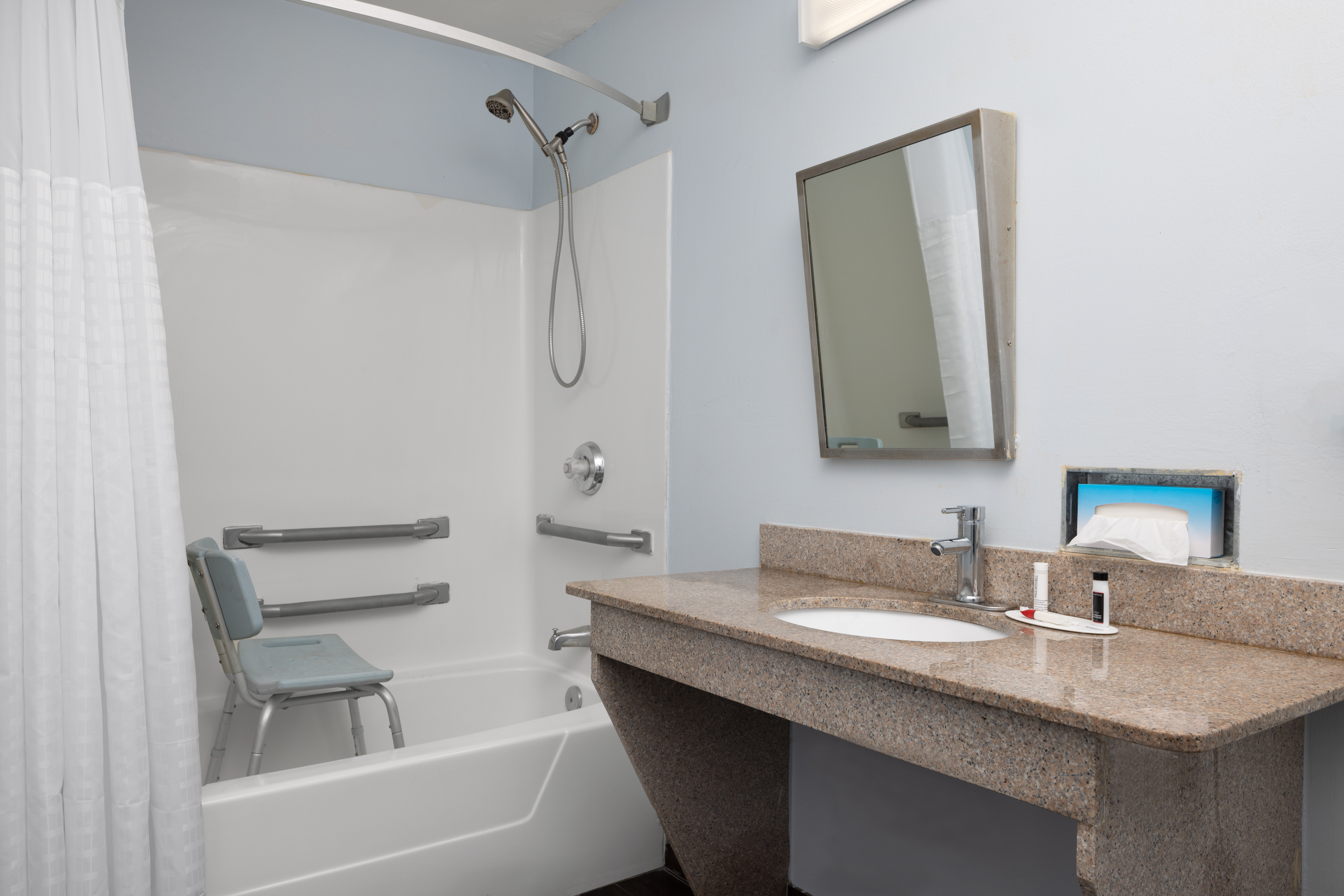 Guest room bath at the Days Inn by Wyndham Pensacola I-10 in Pensacola, Florida