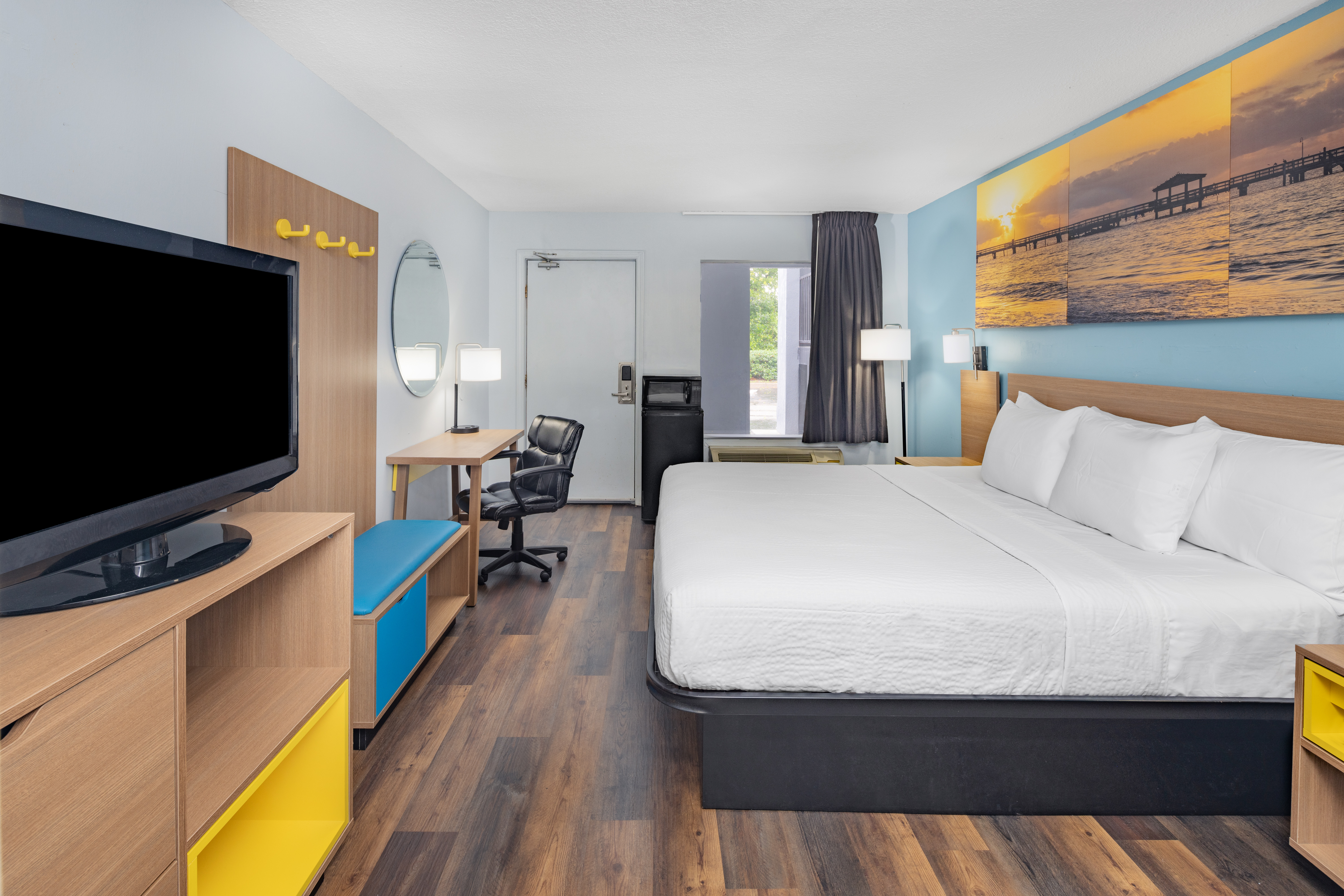 Guest room at the Days Inn by Wyndham Pensacola I-10 in Pensacola, Florida