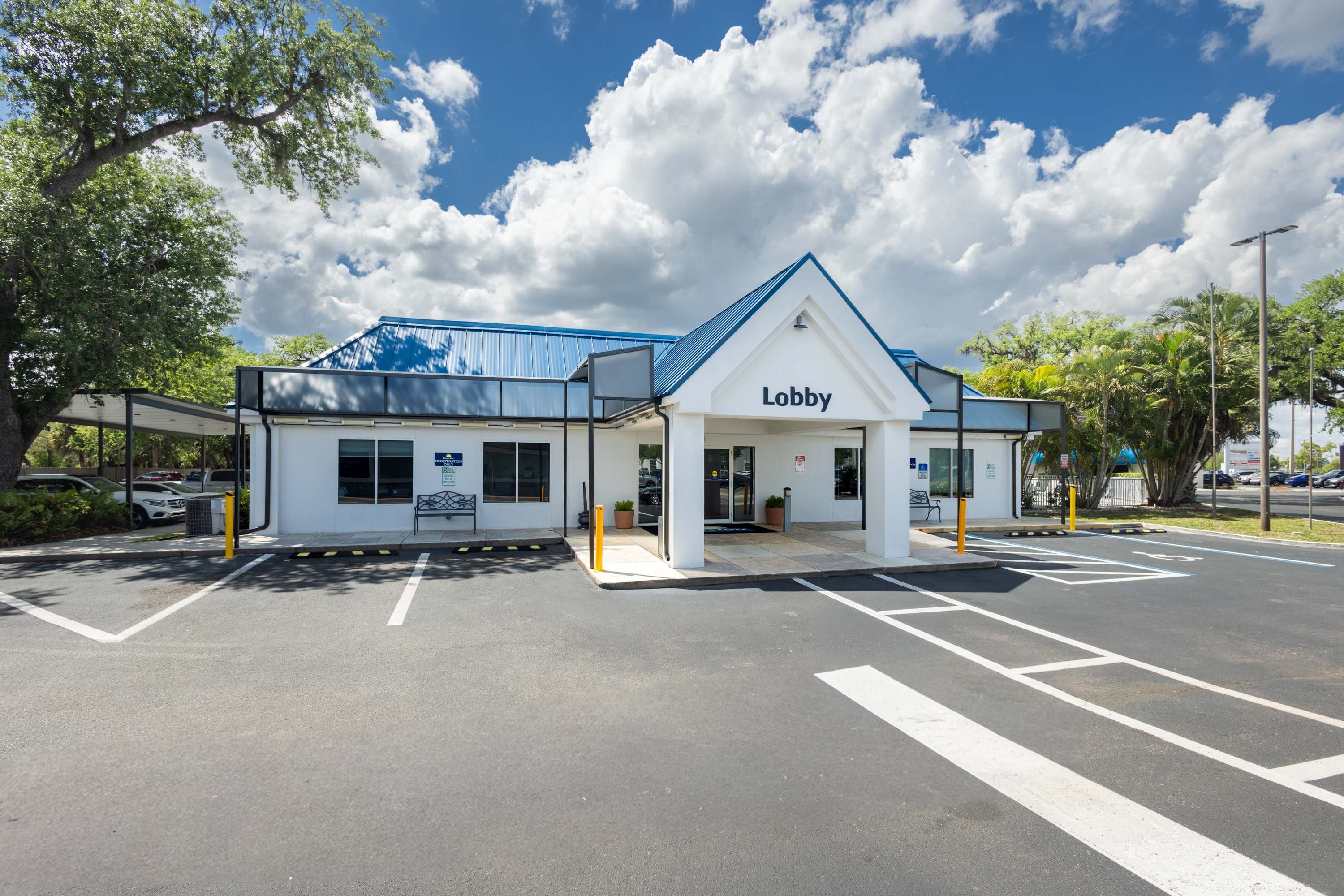 Exterior of Days Inn by Wyndham Port Charlotte/Punta Gorda hotel in Port Charlotte, Florida