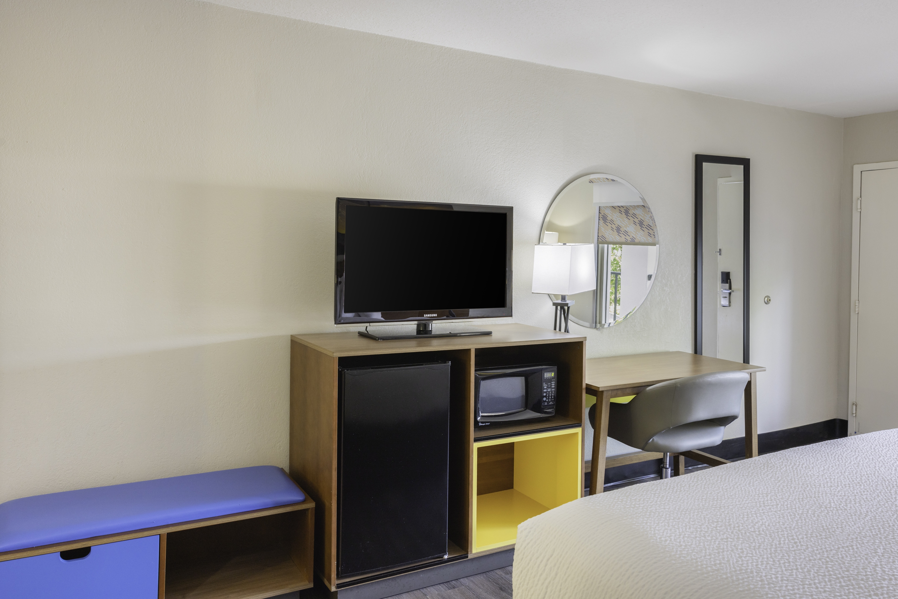 Guest room feature at the Days Inn by Wyndham Port Charlotte/Punta Gorda in Port Charlotte, Florida
