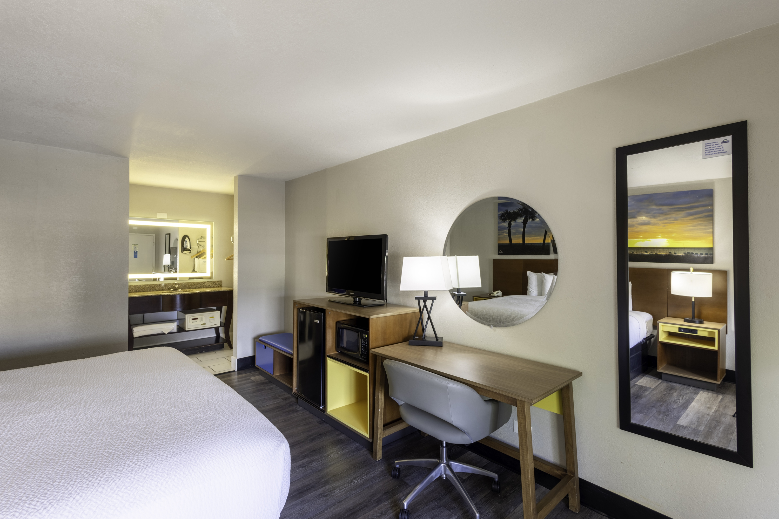 Guest room at the Days Inn by Wyndham Port Charlotte/Punta Gorda in Port Charlotte, Florida
