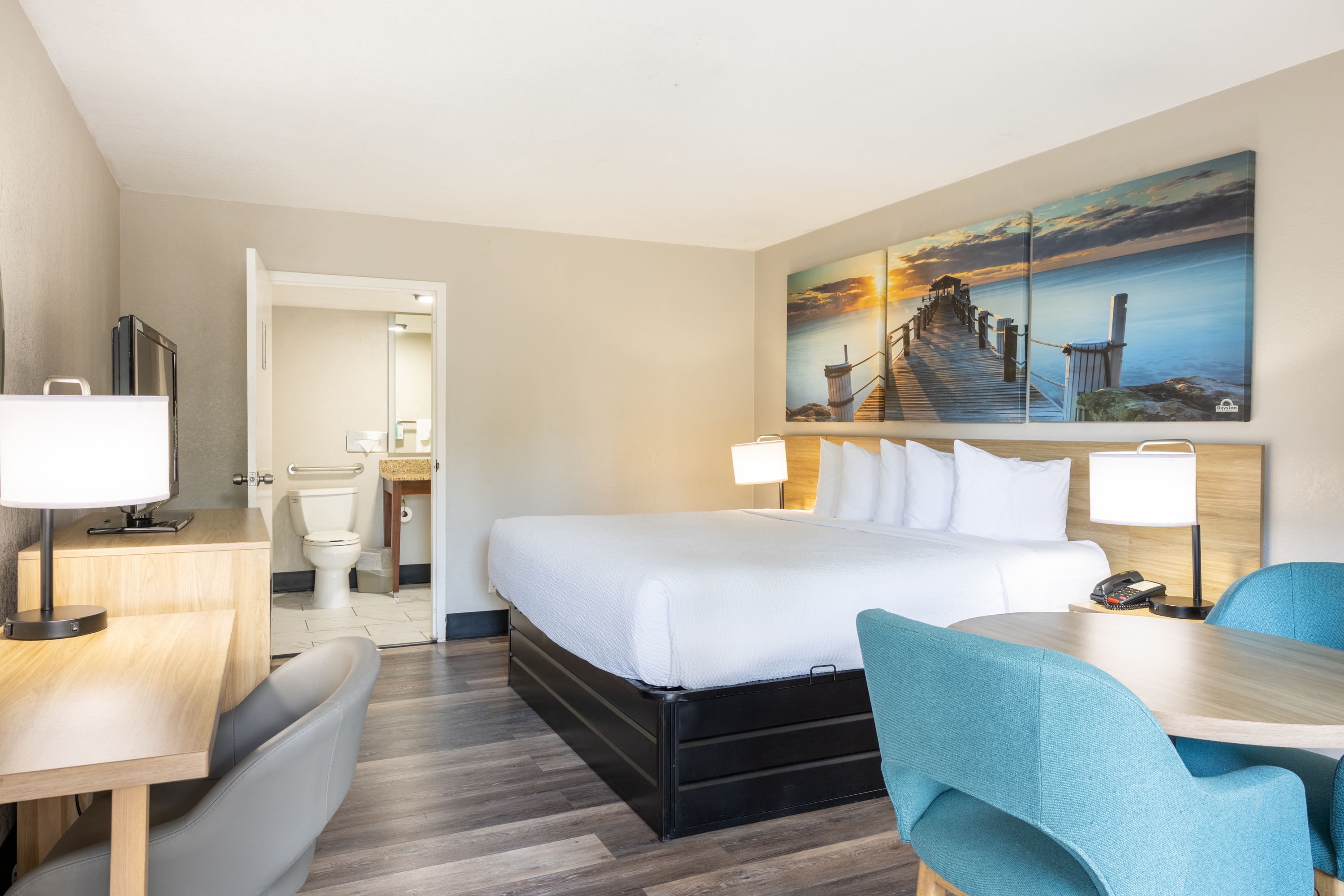 Guest room at the Days Inn by Wyndham Port Charlotte/Punta Gorda in Port Charlotte, Florida