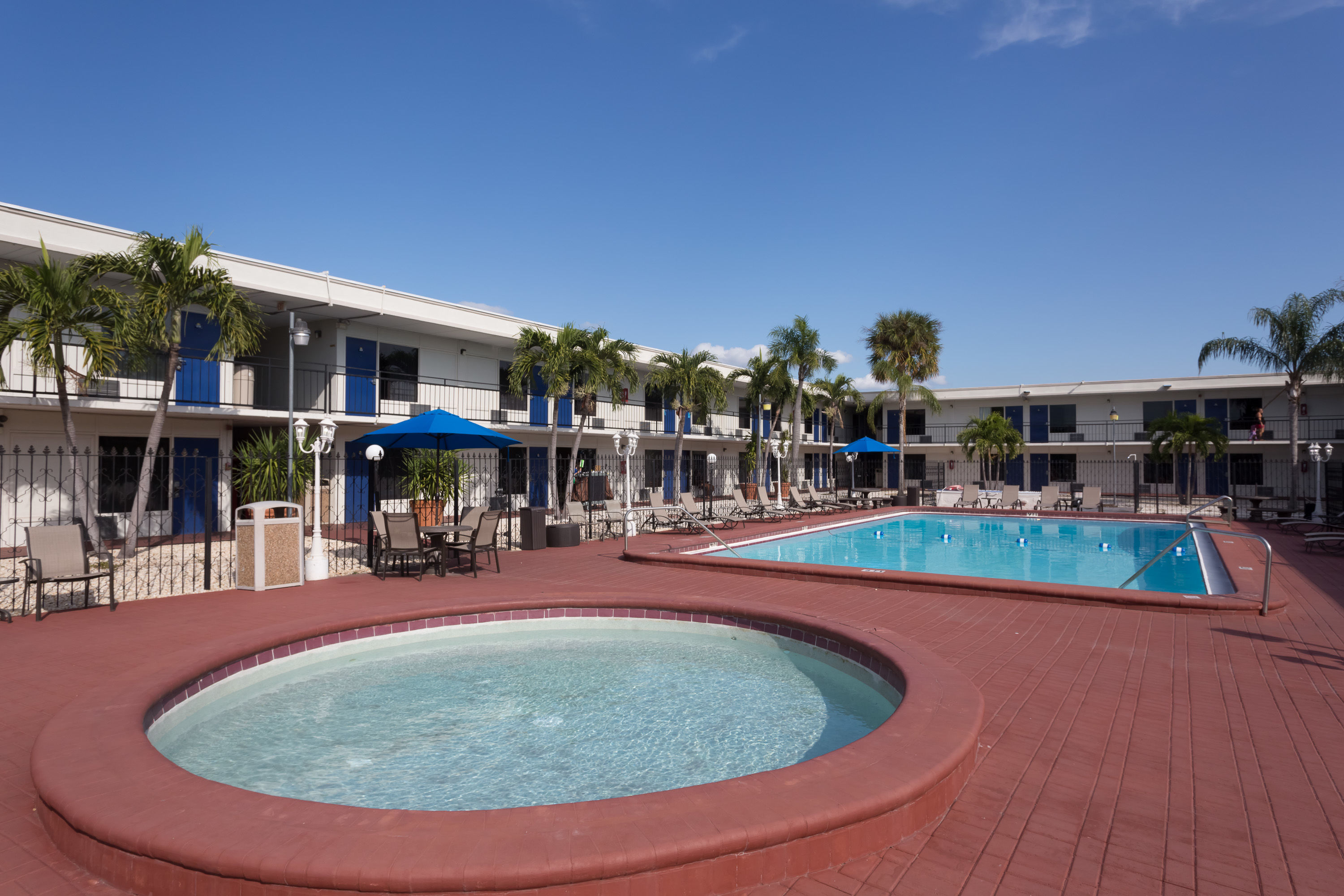 Hot tub at the Days Inn by Wyndham St. Petersburg / Tampa Bay Area in Saint Petersburg, Florida
