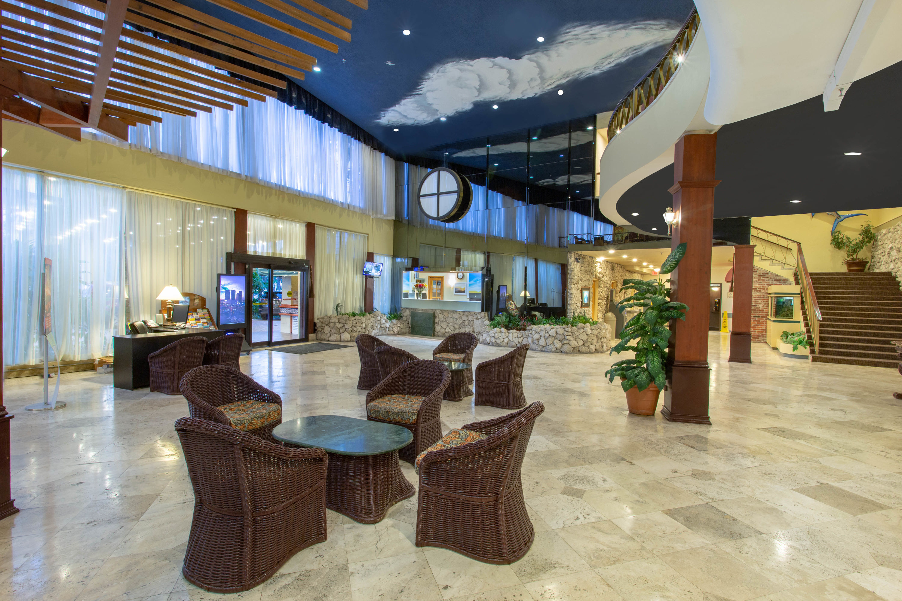 Days Hotel By Wyndham Thunderbird Beach Resort Sunny