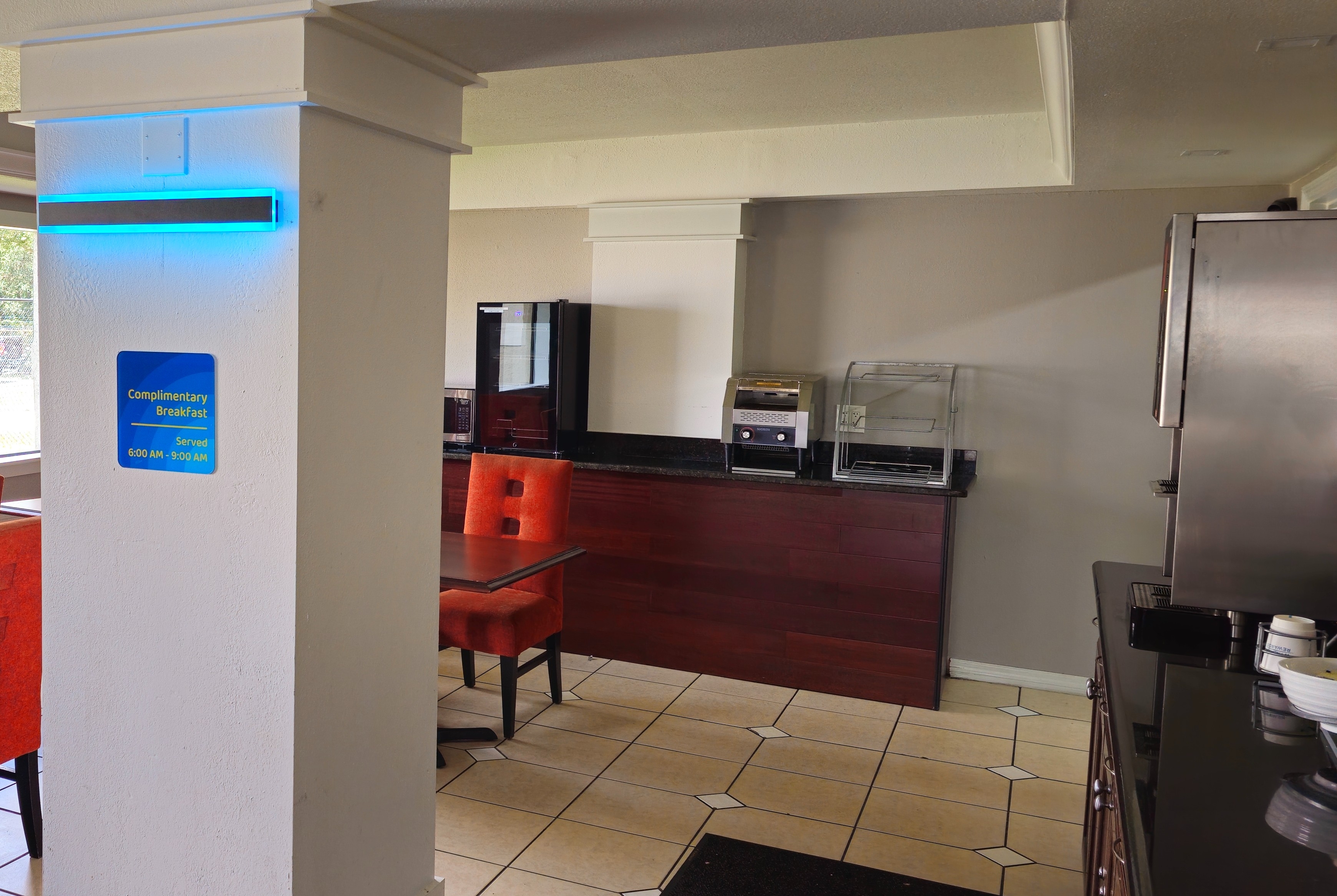 Free breakfast at Days Inn & Suites by Wyndham Tampa/Fairground/Casino Area in Tampa, Florida