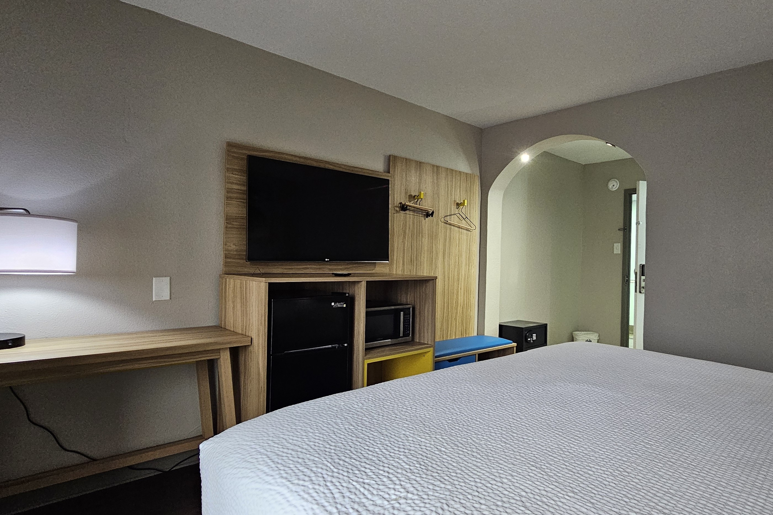 Guest room at the Days Inn & Suites by Wyndham Tampa/Fairground/Casino Area in Tampa, Florida