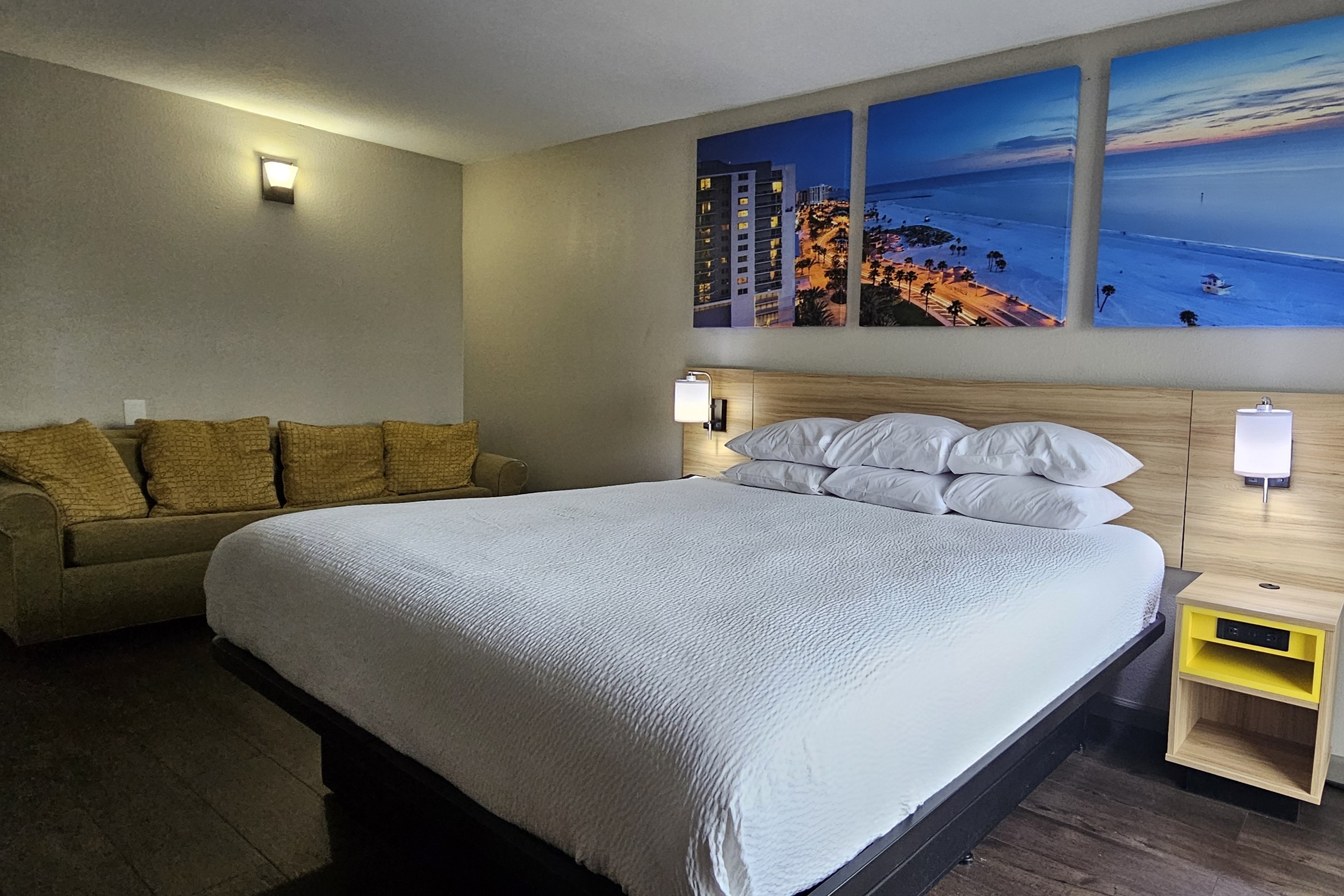 Days Inn & Suites by Wyndham Tampa/Fairground/Casino Area suite in Tampa, Florida