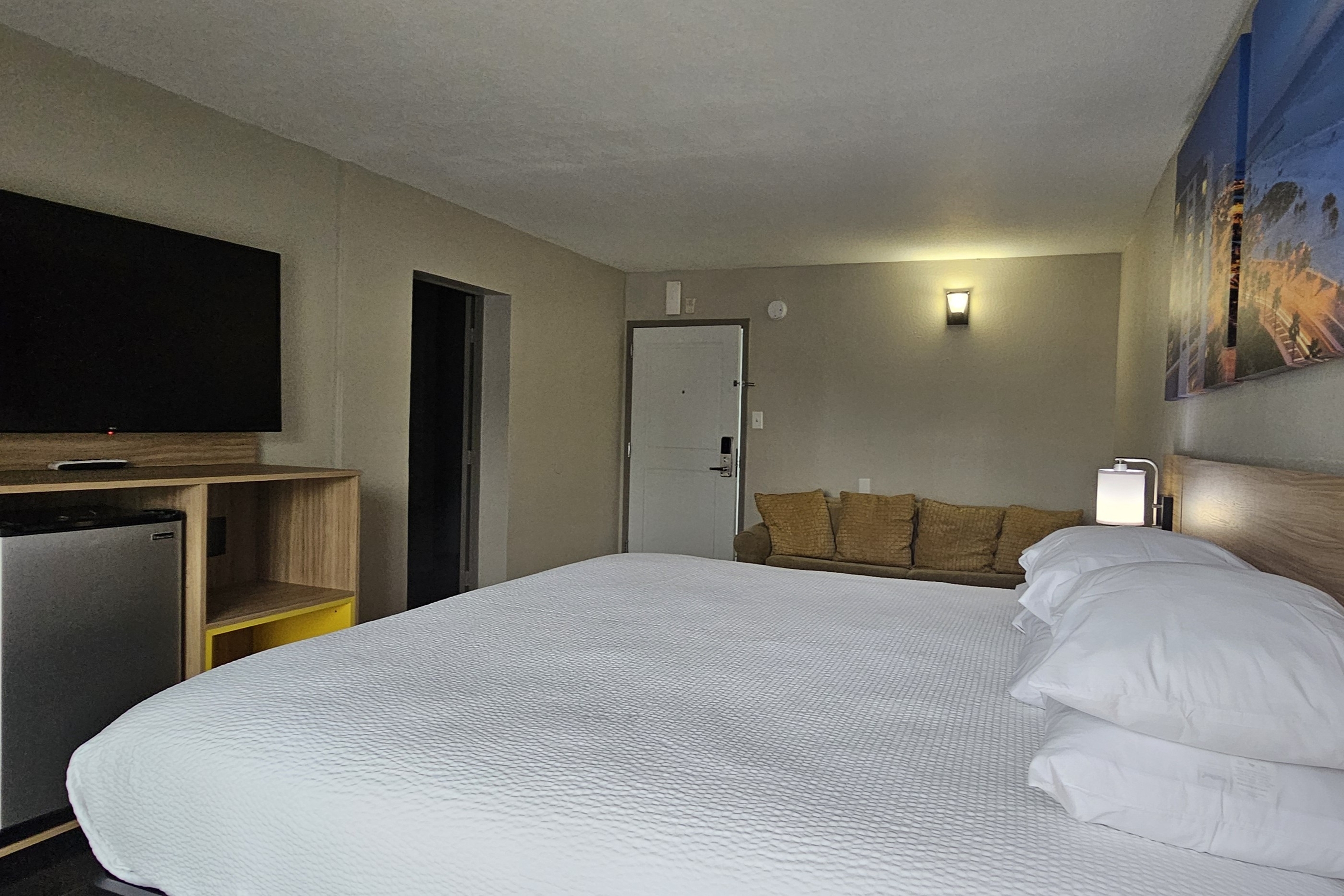 Days Inn & Suites by Wyndham Tampa/Fairground/Casino Area suite in Tampa, Florida