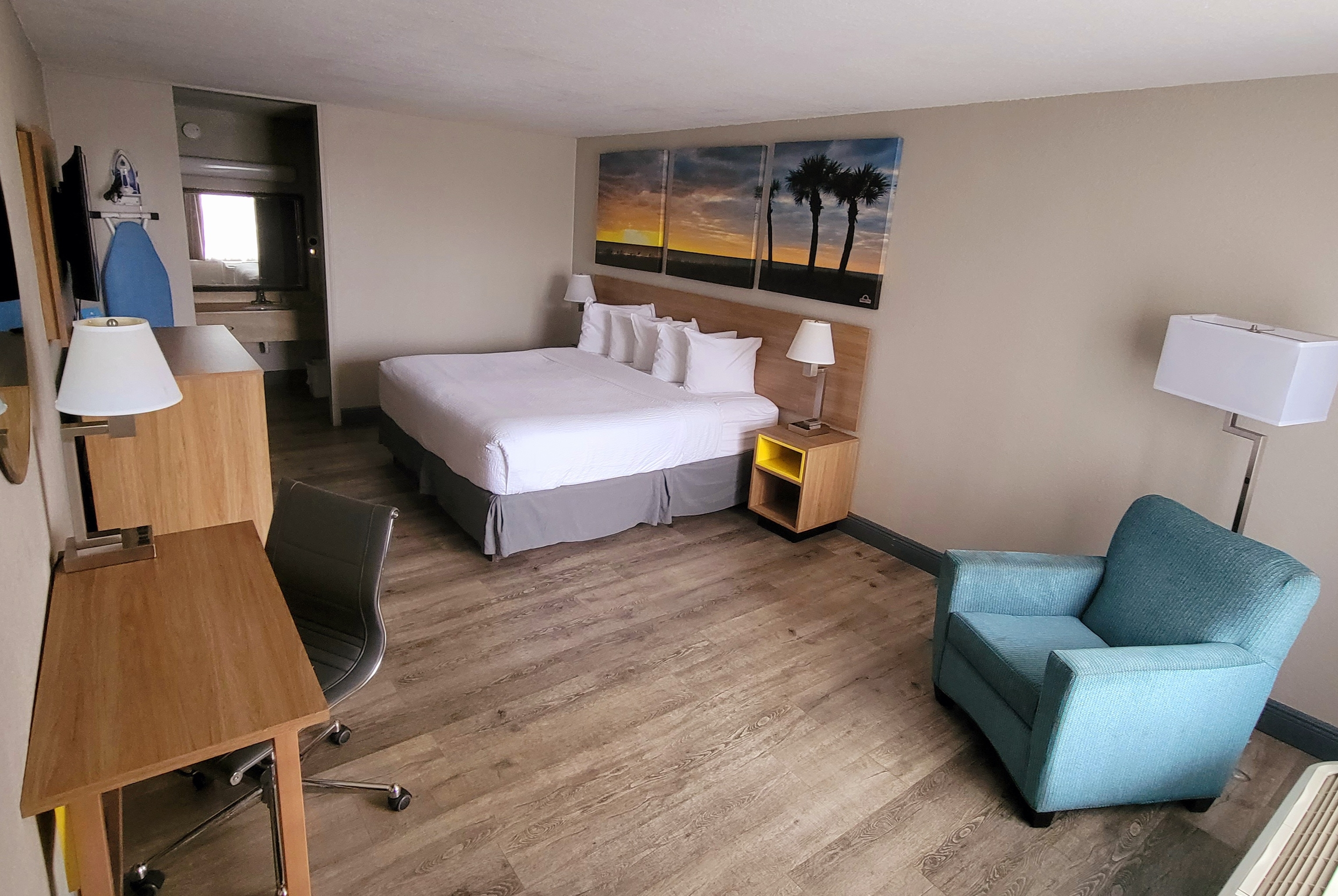 Guest room at the Days Inn by Wyndham Titusville Kennedy Space Center in Titusville, Florida
