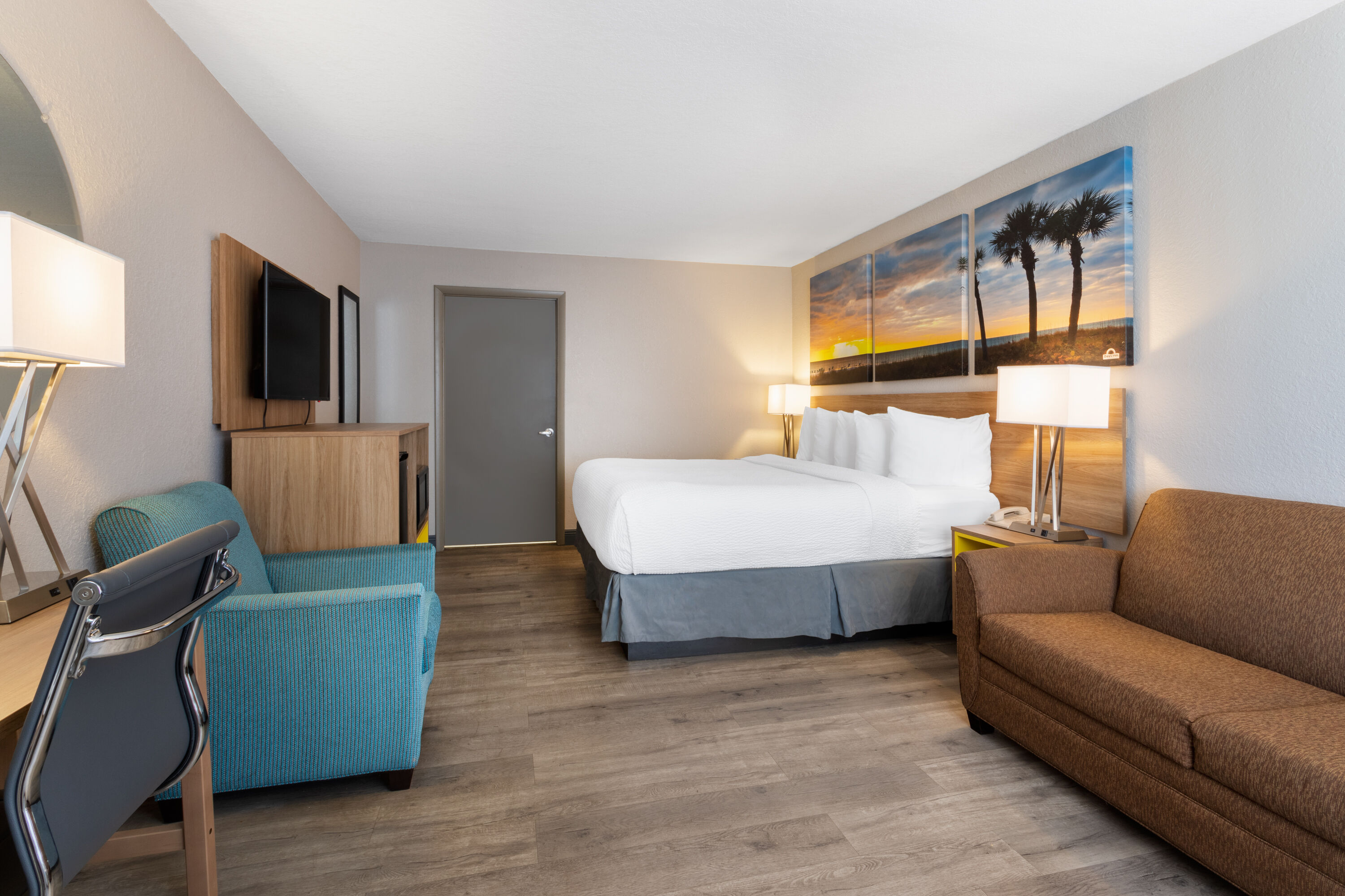 Guest room at the Days Inn by Wyndham Titusville Kennedy Space Center in Titusville, Florida