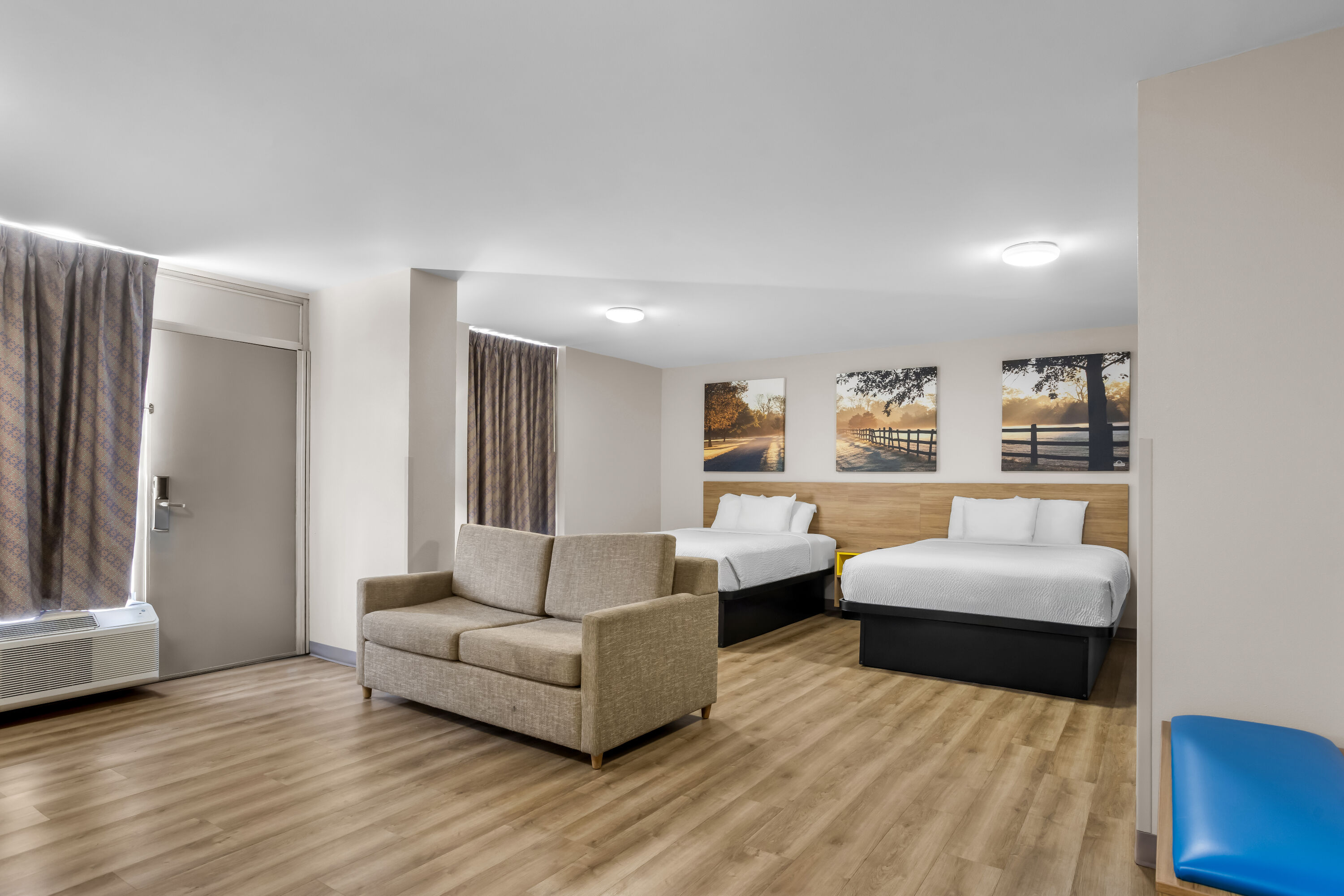 Days Inn by Wyndham Adel I-75 suite in Adel, Georgia