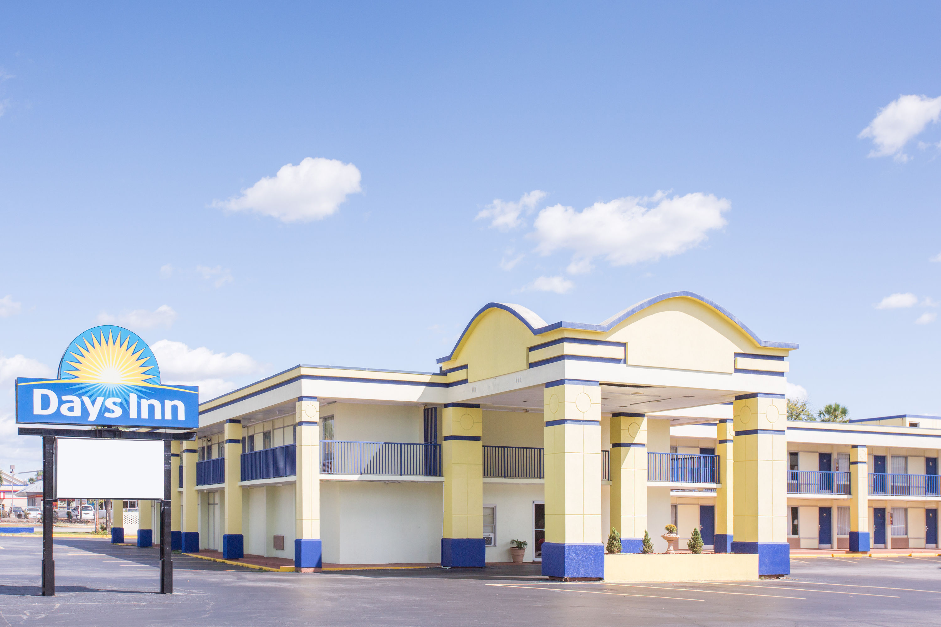 Days Inn By Wyndham Albany Albany Ga Hotels