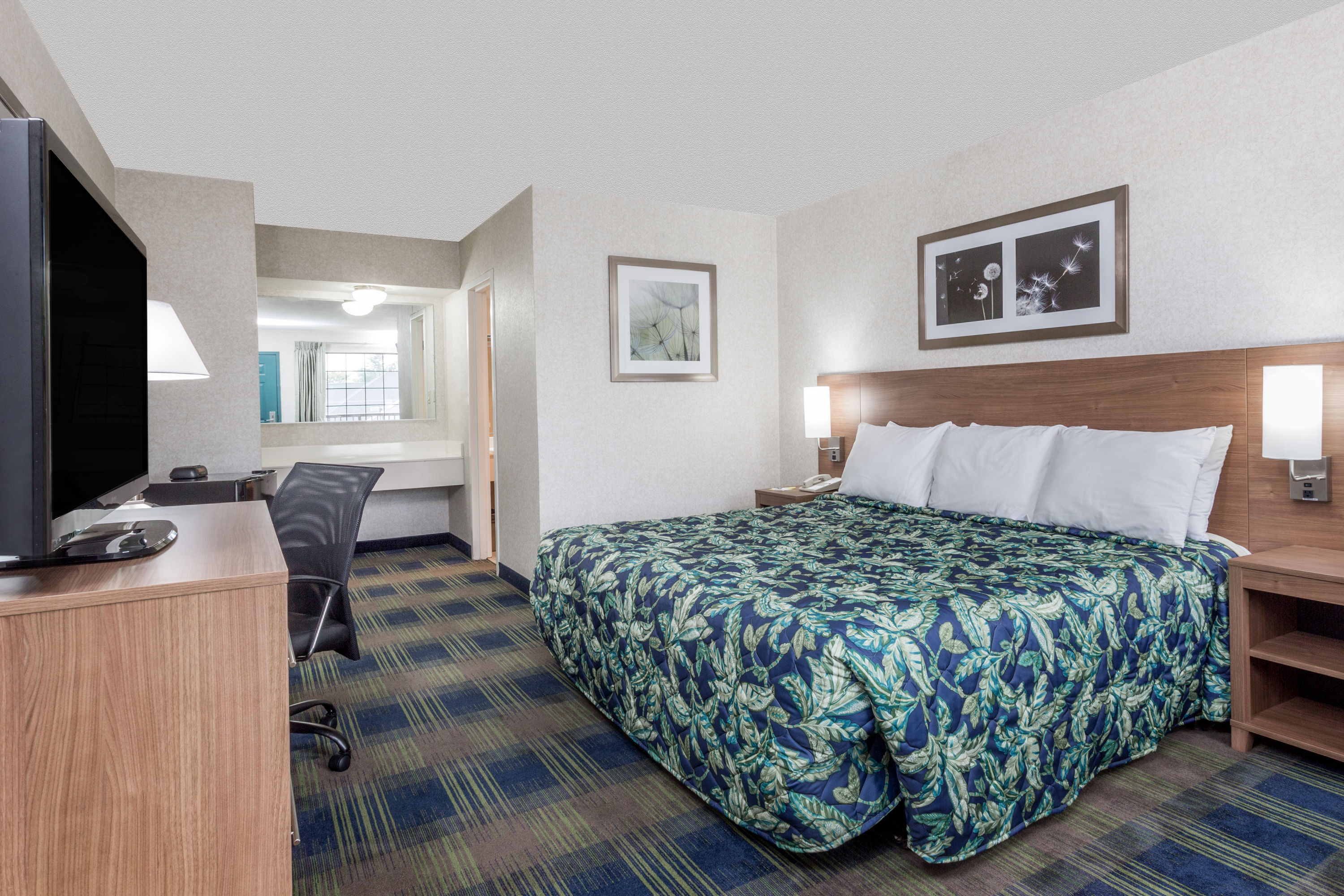 Days Inn Wyndham Athens Athens  Hotels