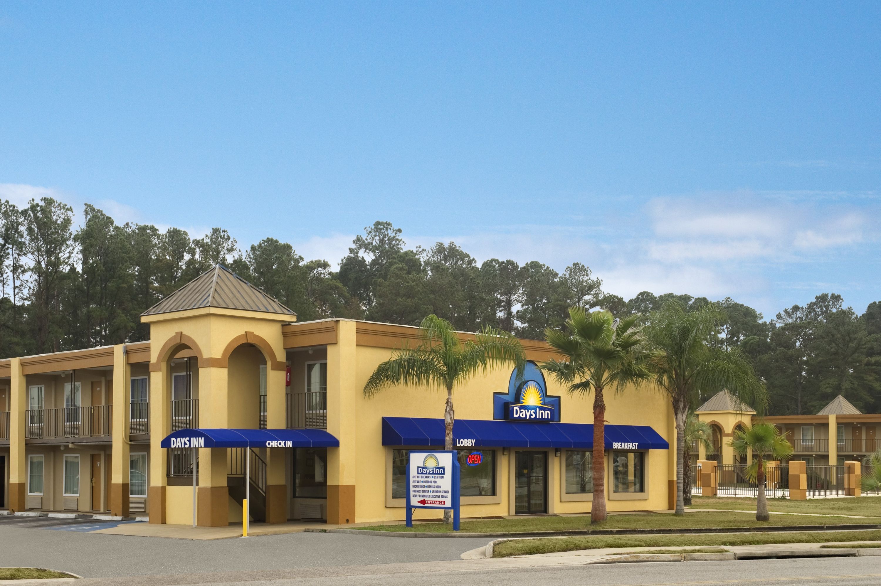 Days Inn By Wyndham Brunswick St Simons Area Brunswick Ga Hotels