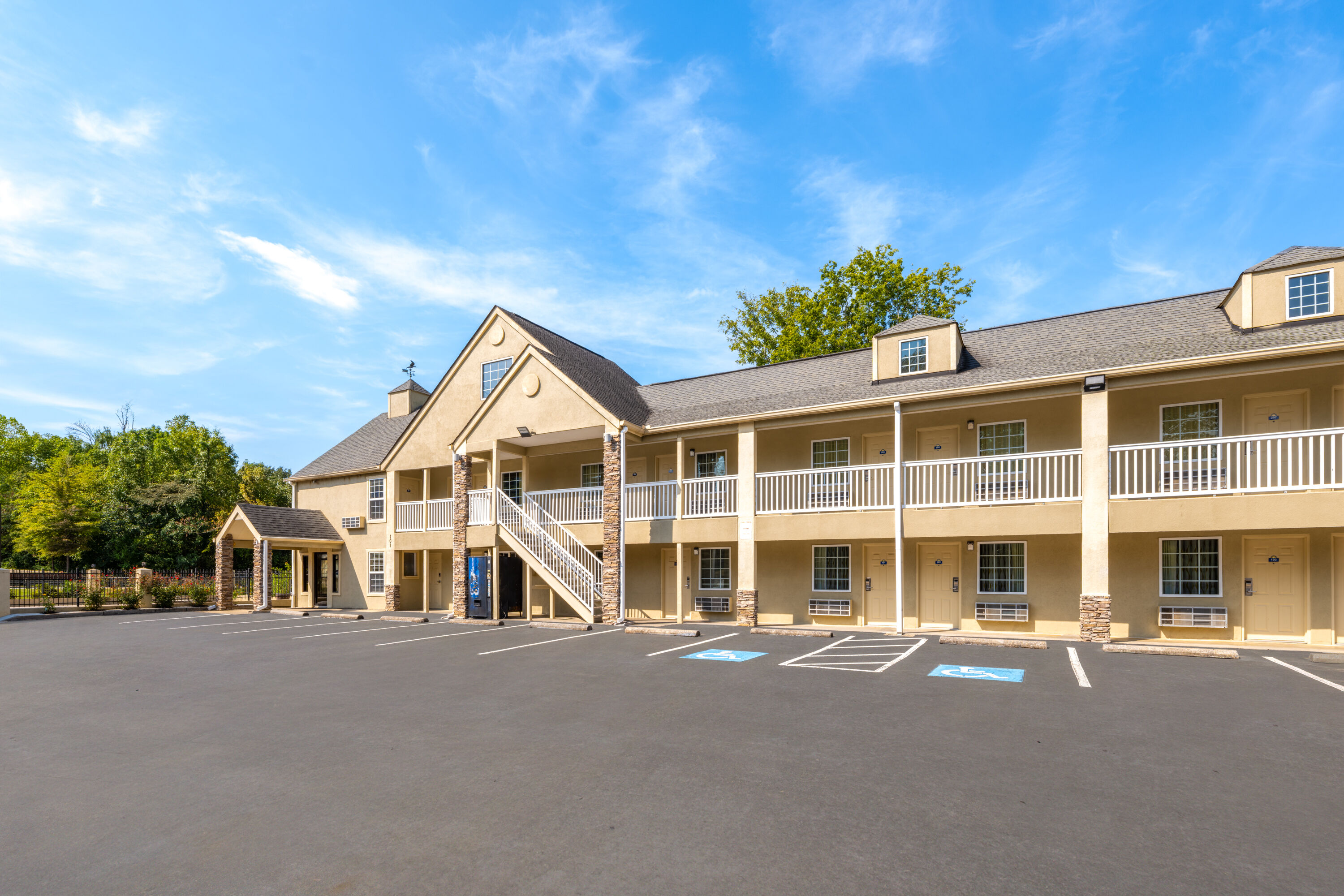 Exterior Day Image of Days Inn by Wyndham Canton hotel in Canton, Georgia