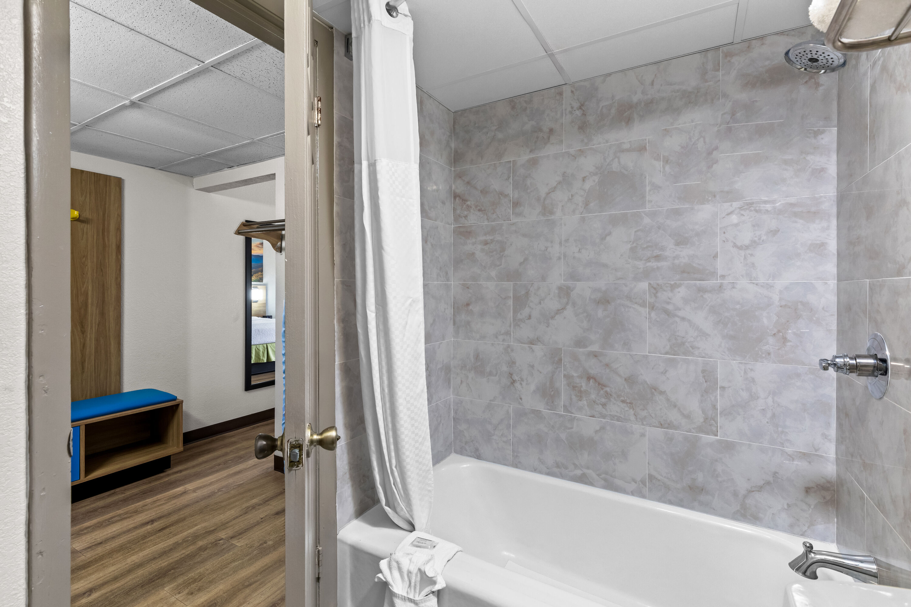 Guest room bath at the Days Inn by Wyndham Clayton in Clayton, Georgia