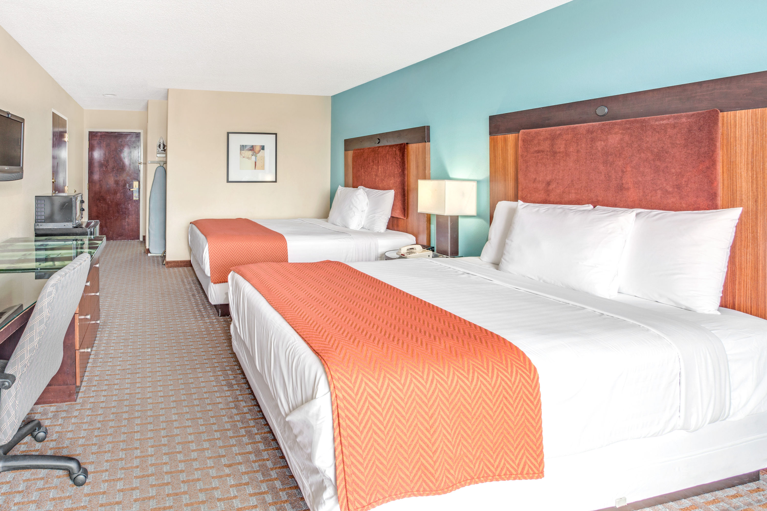 Days Inn By Wyndham College Park Atlanta Airport South