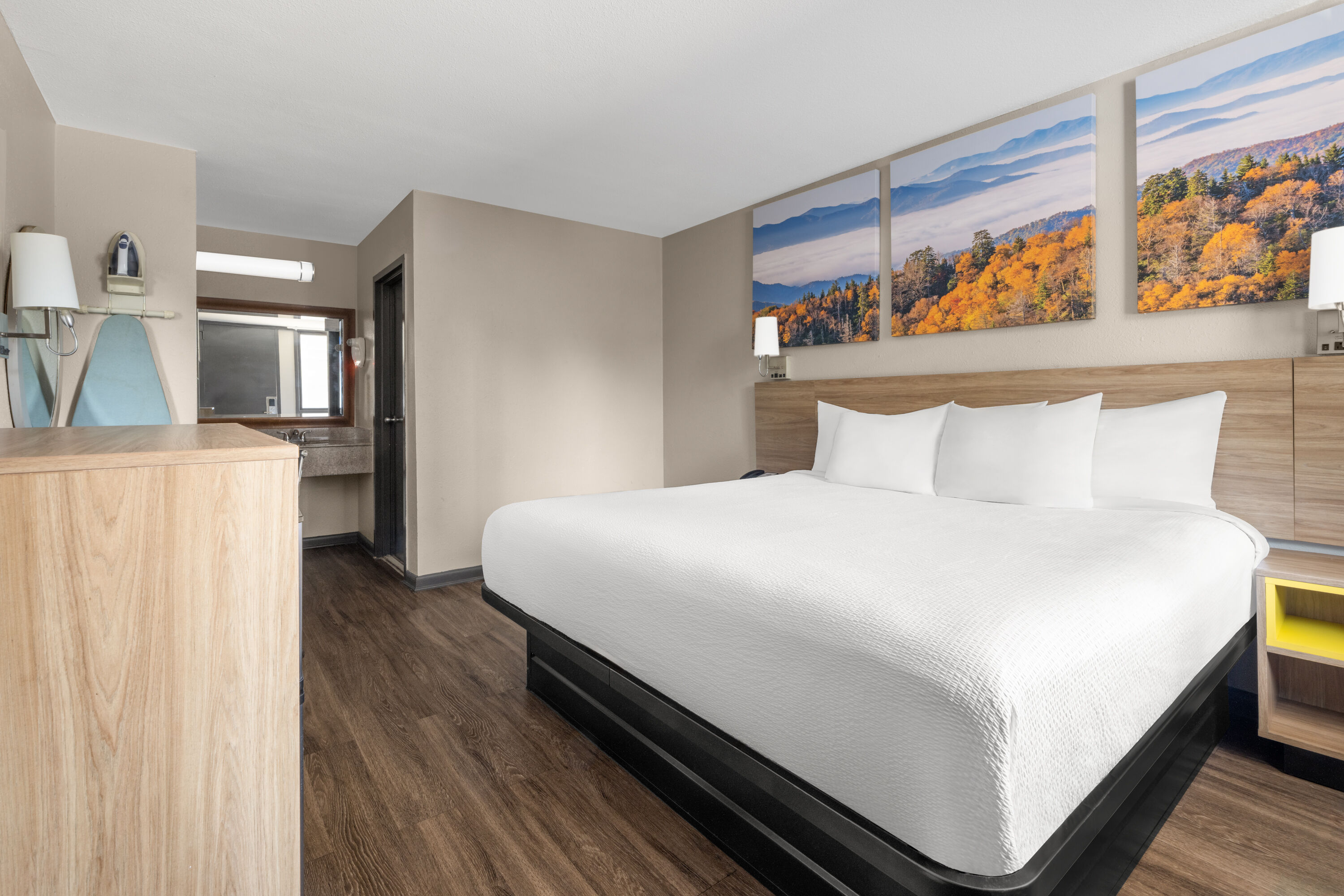 Guest room at the Days Inn by Wyndham College Park Airport Best Road in College Park, Georgia