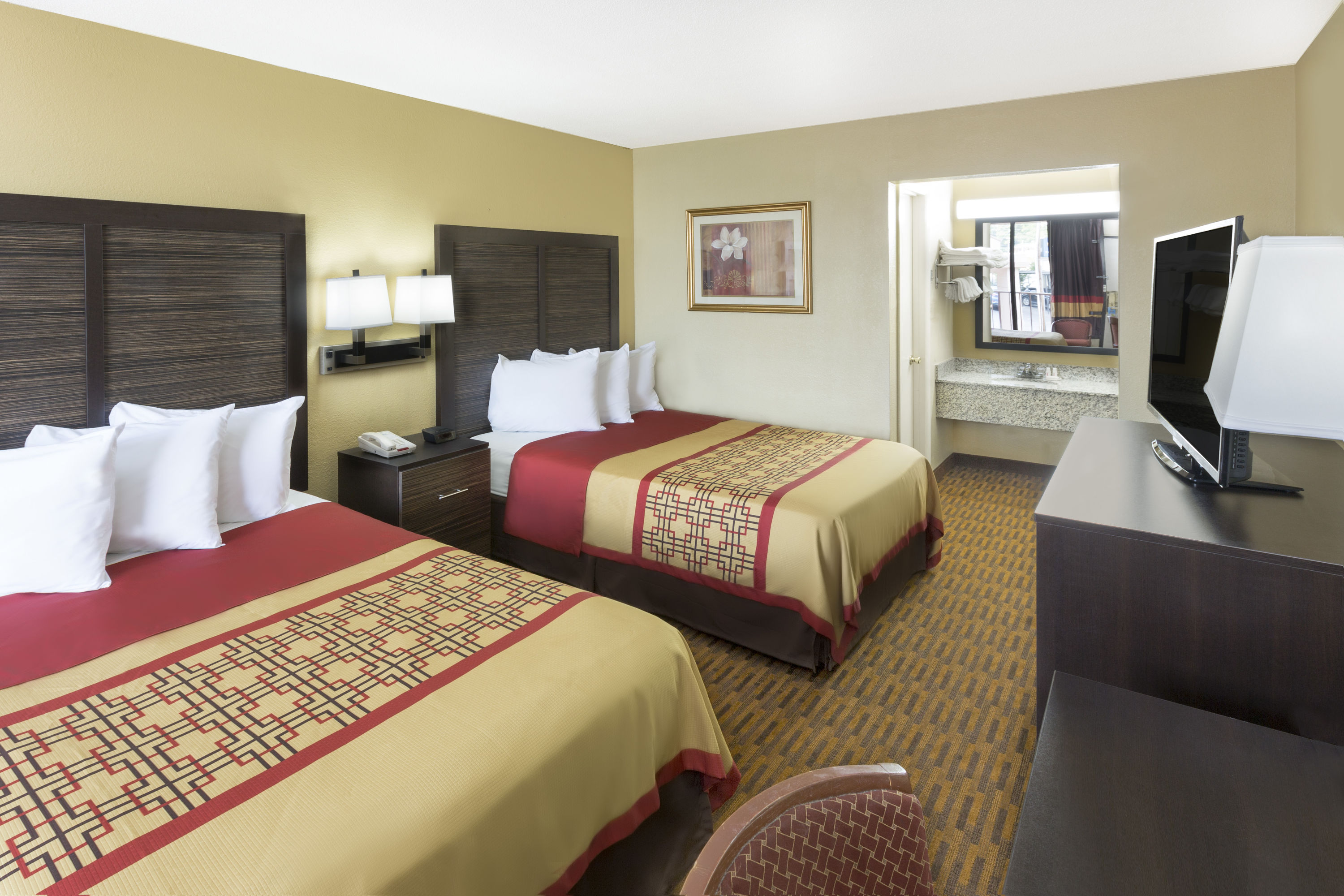 Days Inn By Wyndham Columbus North Fort Benning Columbus
