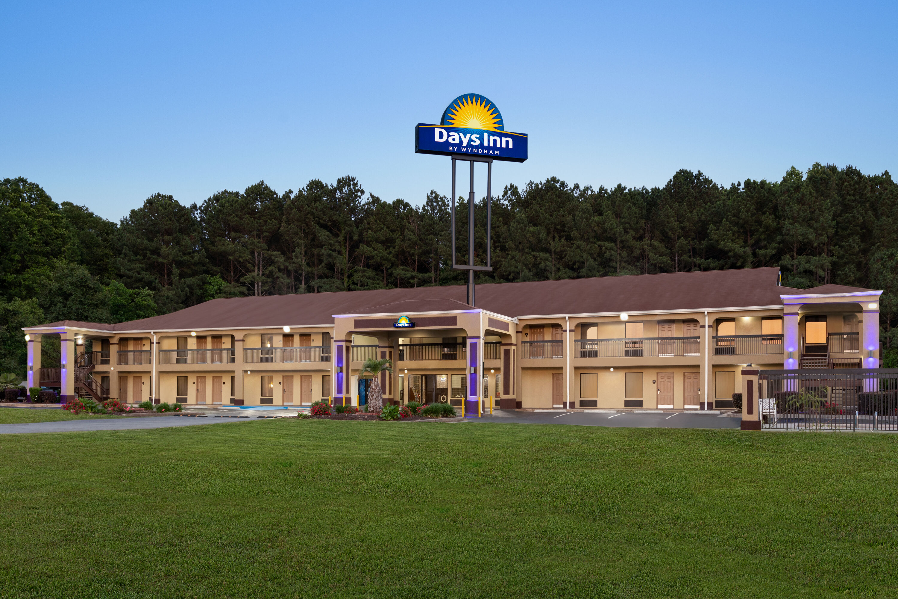 Exterior of Days Inn by Wyndham Covington hotel in Covington, Georgia