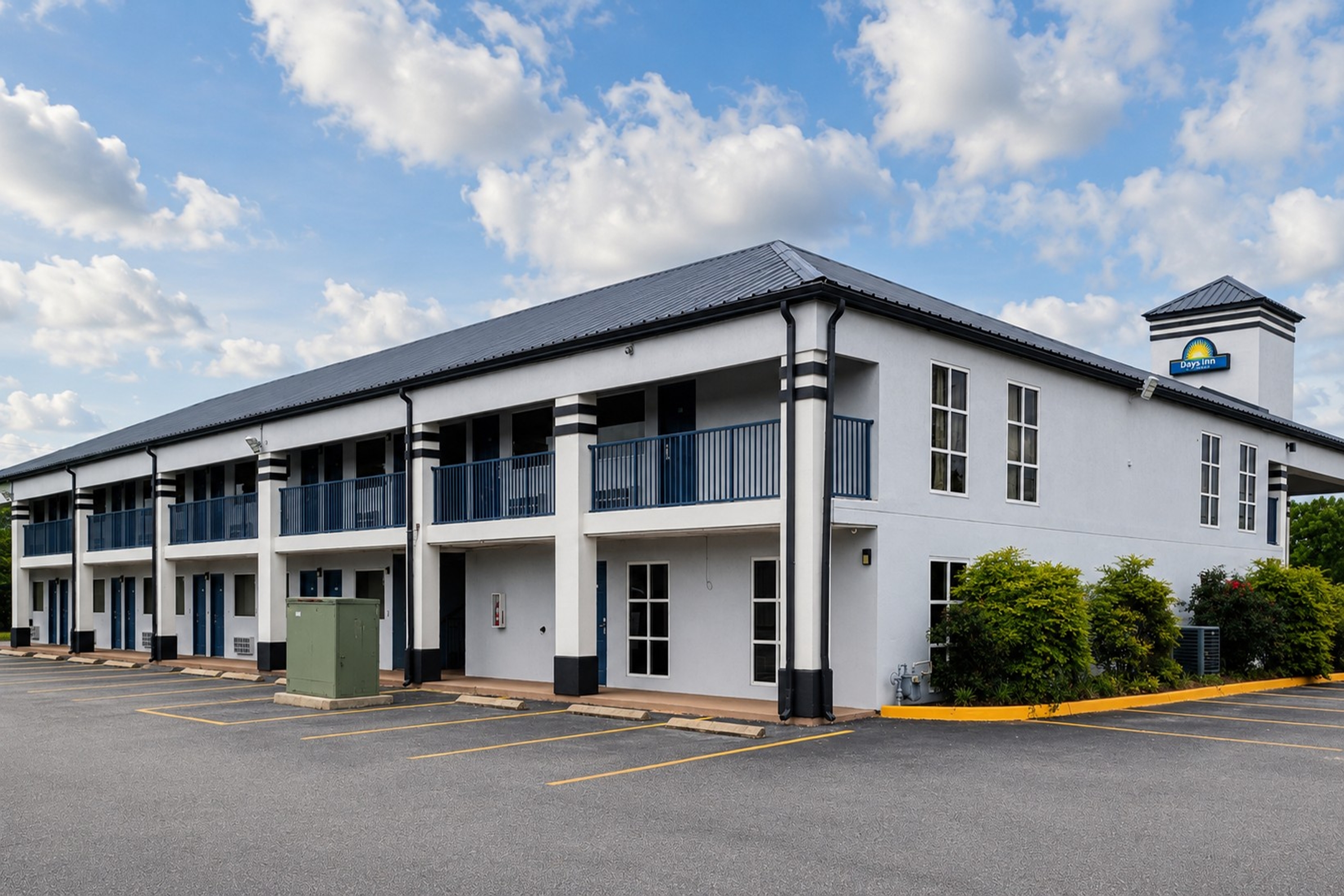 Exterior of Days Inn by Wyndham Donalsonville hotel in Donalsonville, Georgia