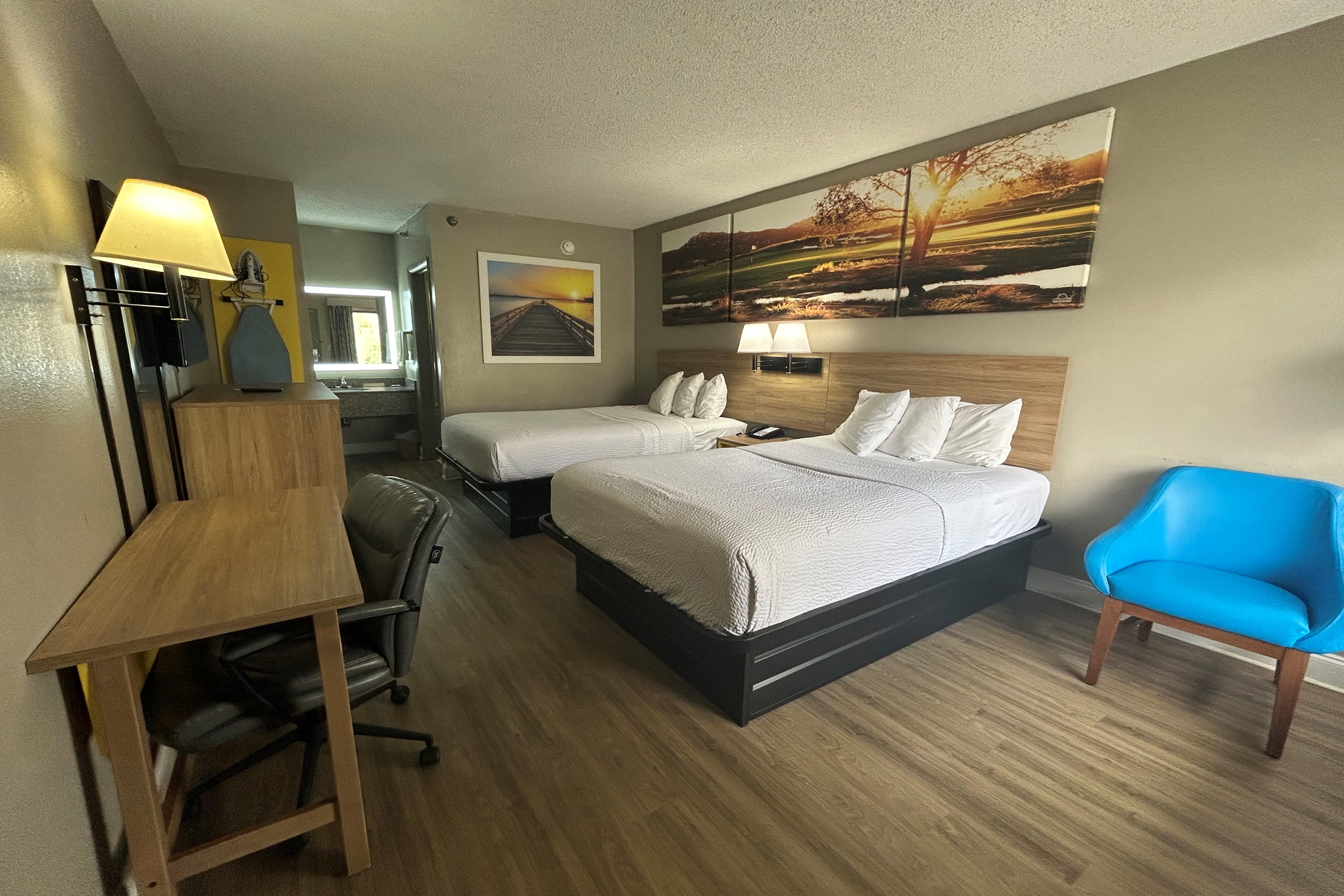 Guest room at the Days Inn by Wyndham Dublin GA in Dublin, Georgia
